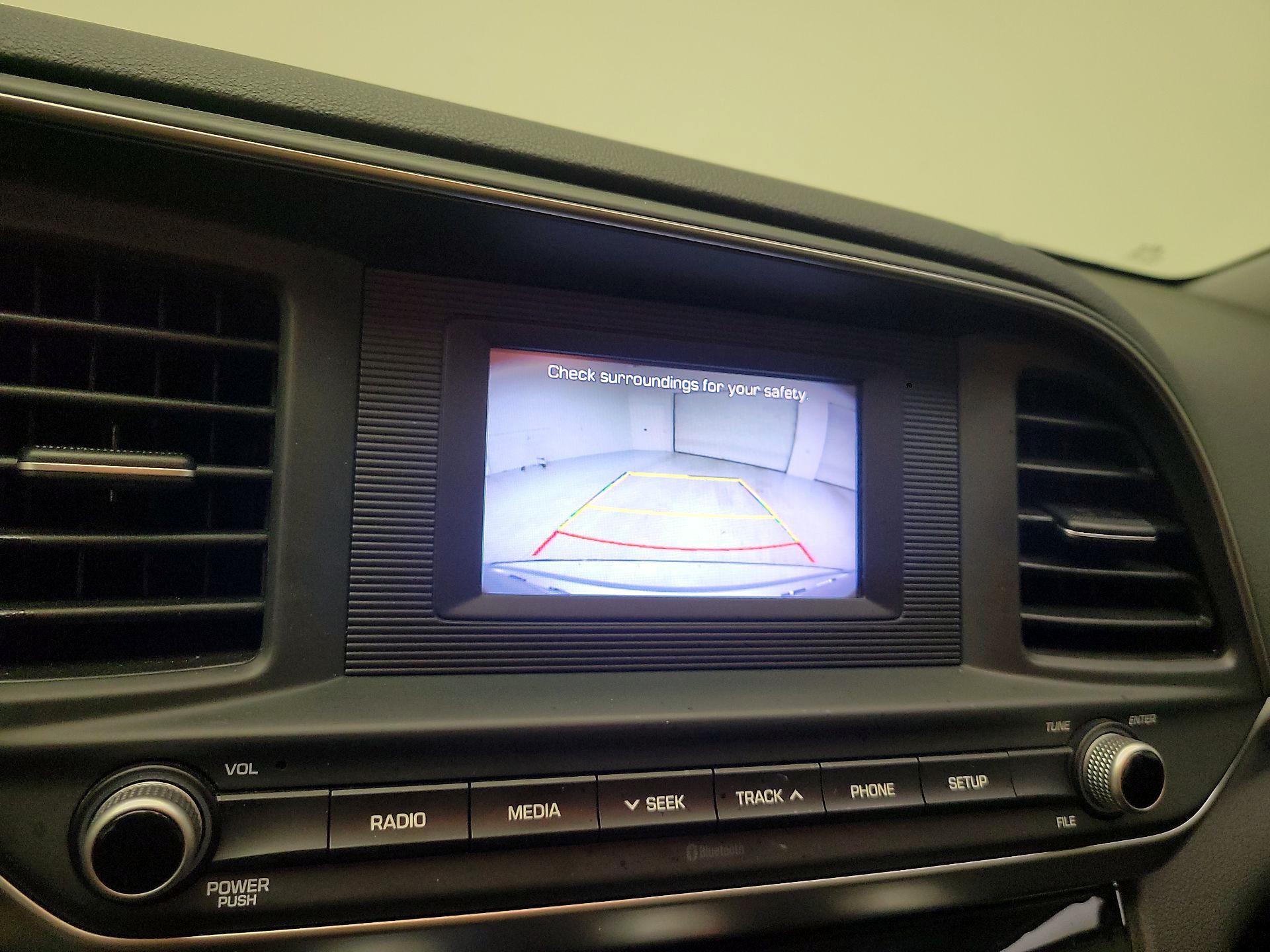 Thumbnail: 2019 Hyundai Elantra - 14
