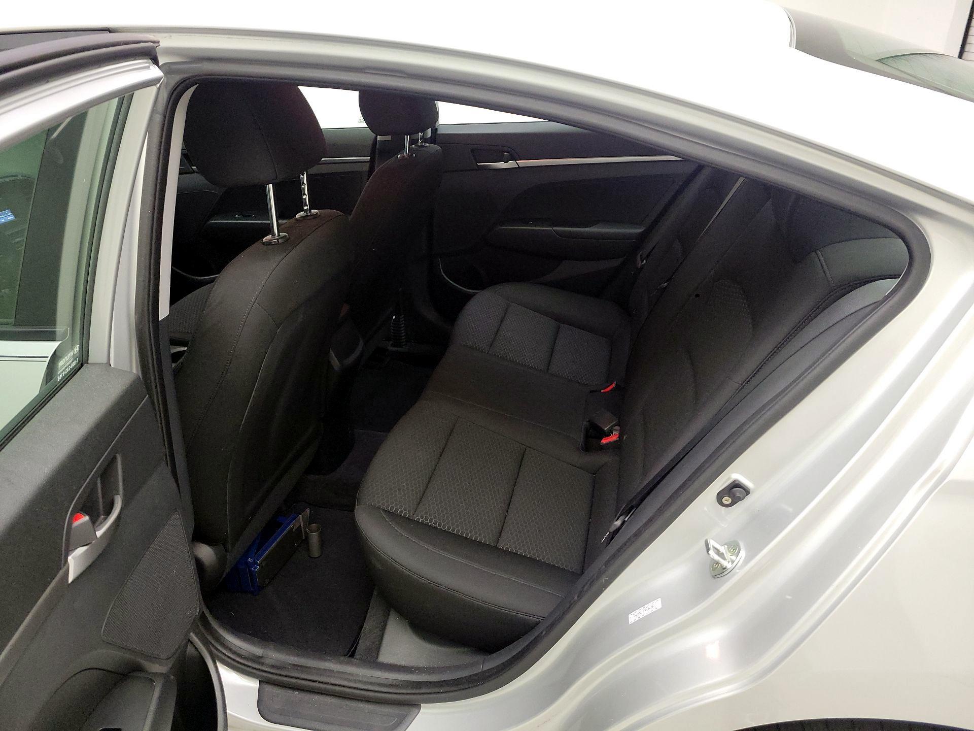 Thumbnail: 2019 Hyundai Elantra - 19