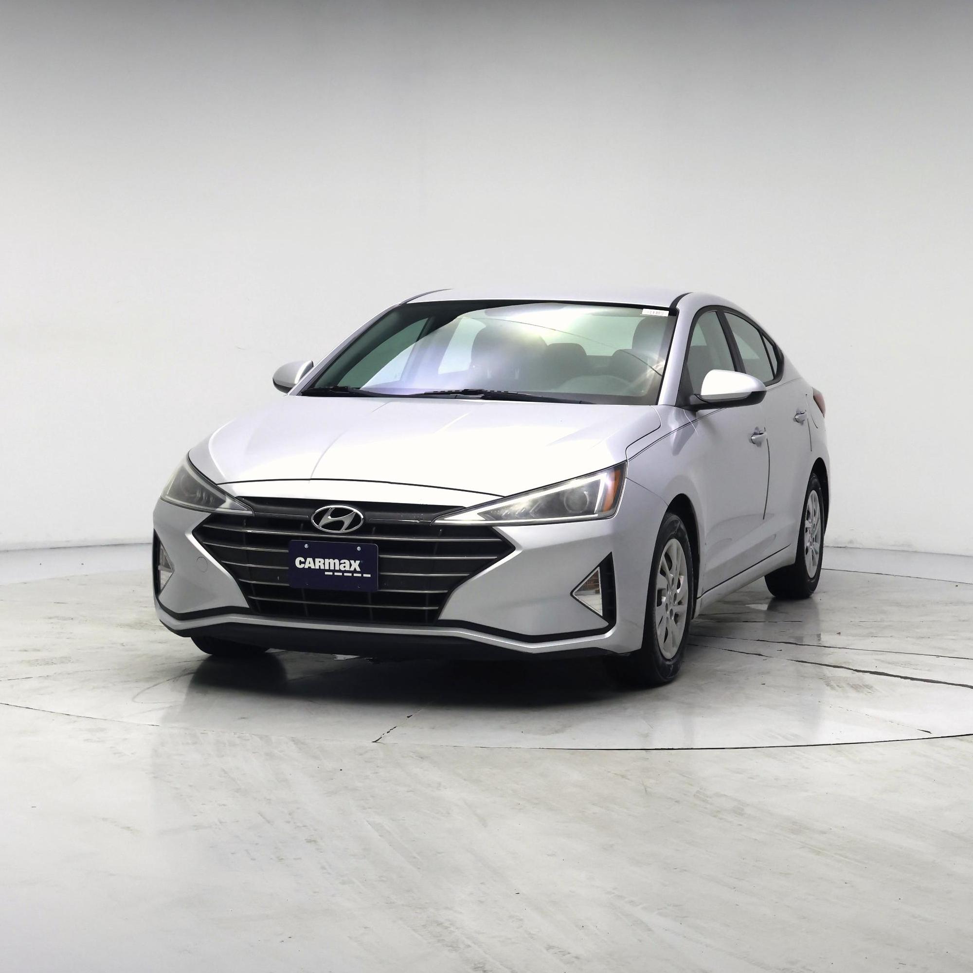 Thumbnail: 2019 Hyundai Elantra - 4