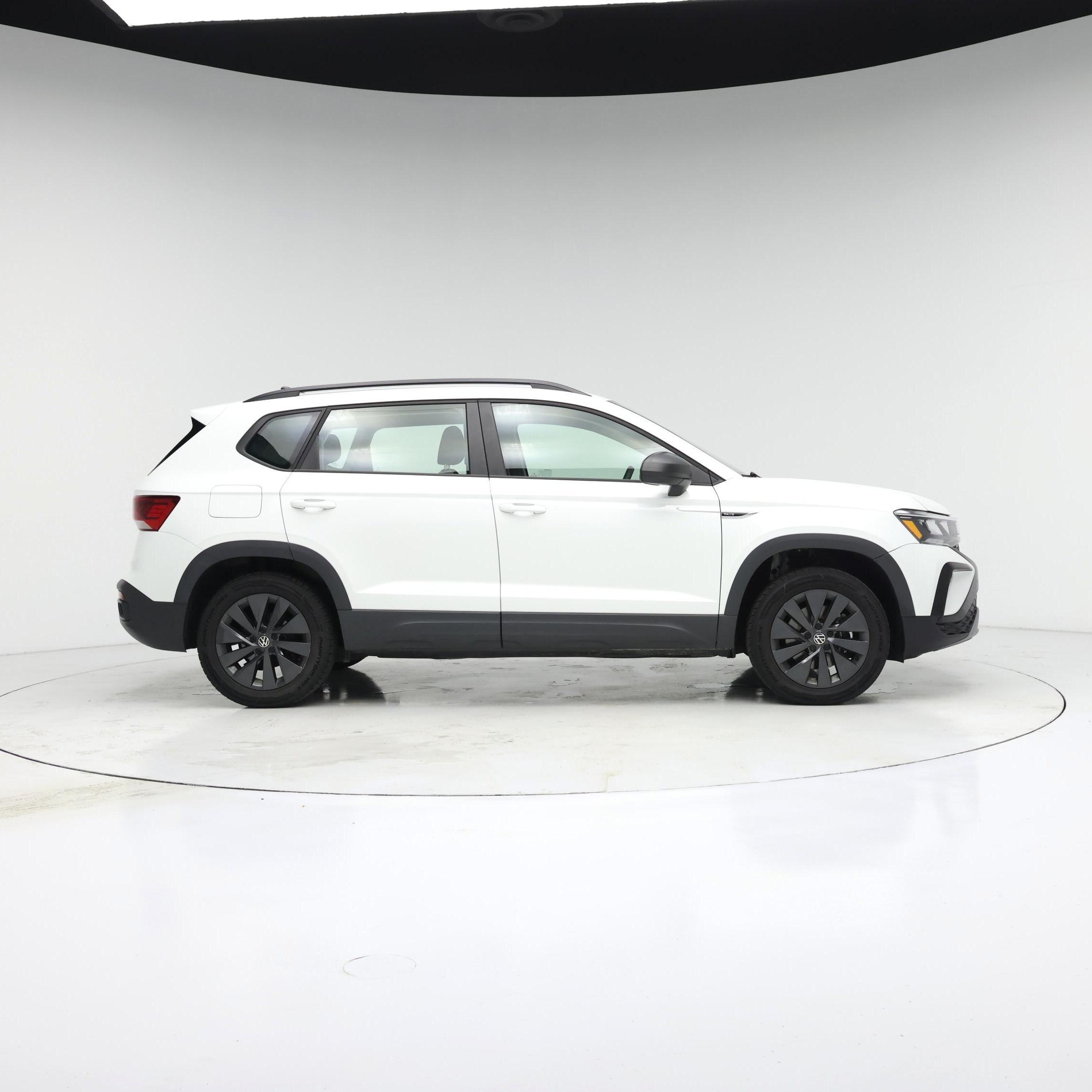 Thumbnail: 2022 Volkswagen Taos - 7