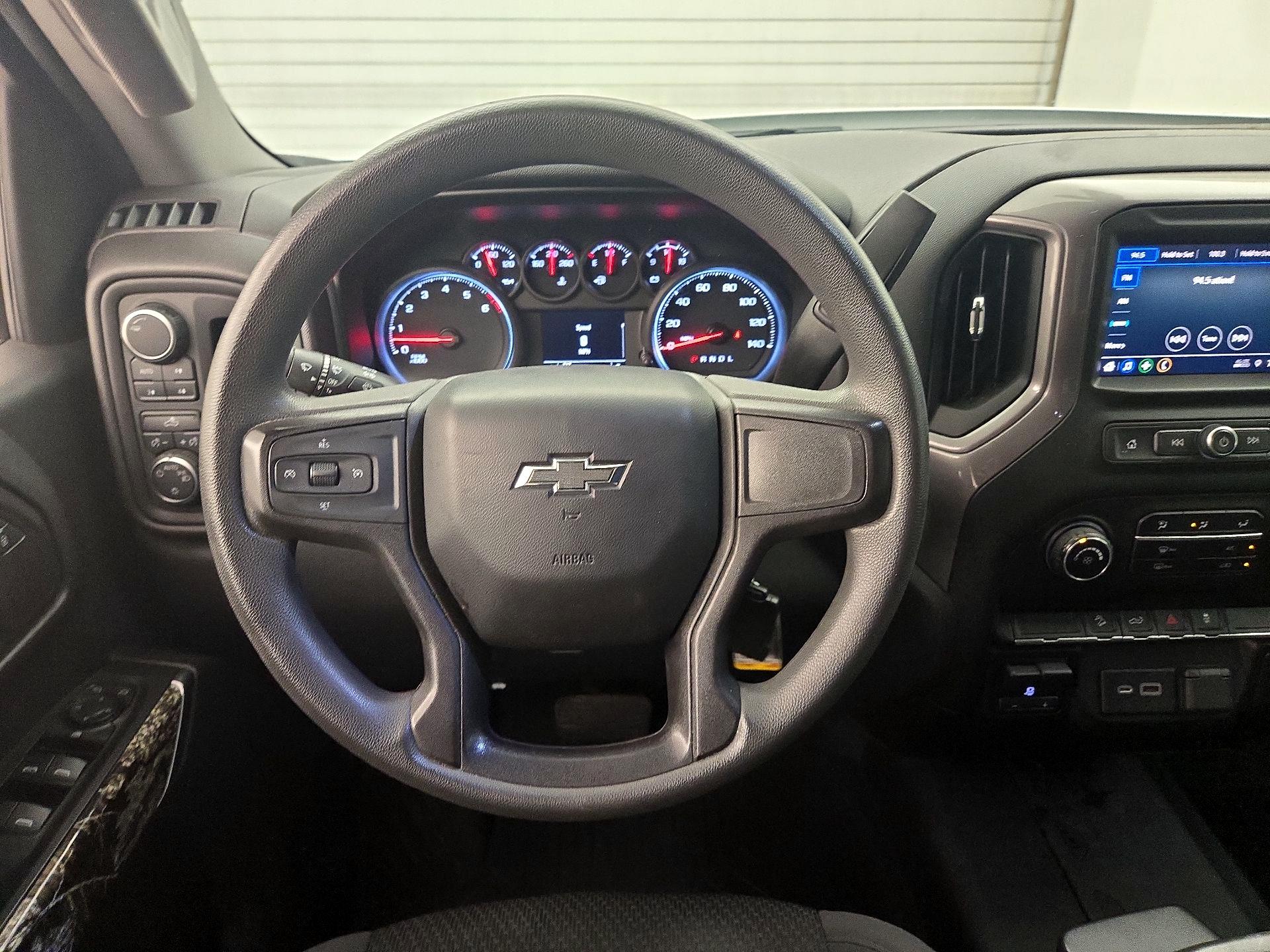 Thumbnail: 2021 Chevrolet Silverado 1500 - 10