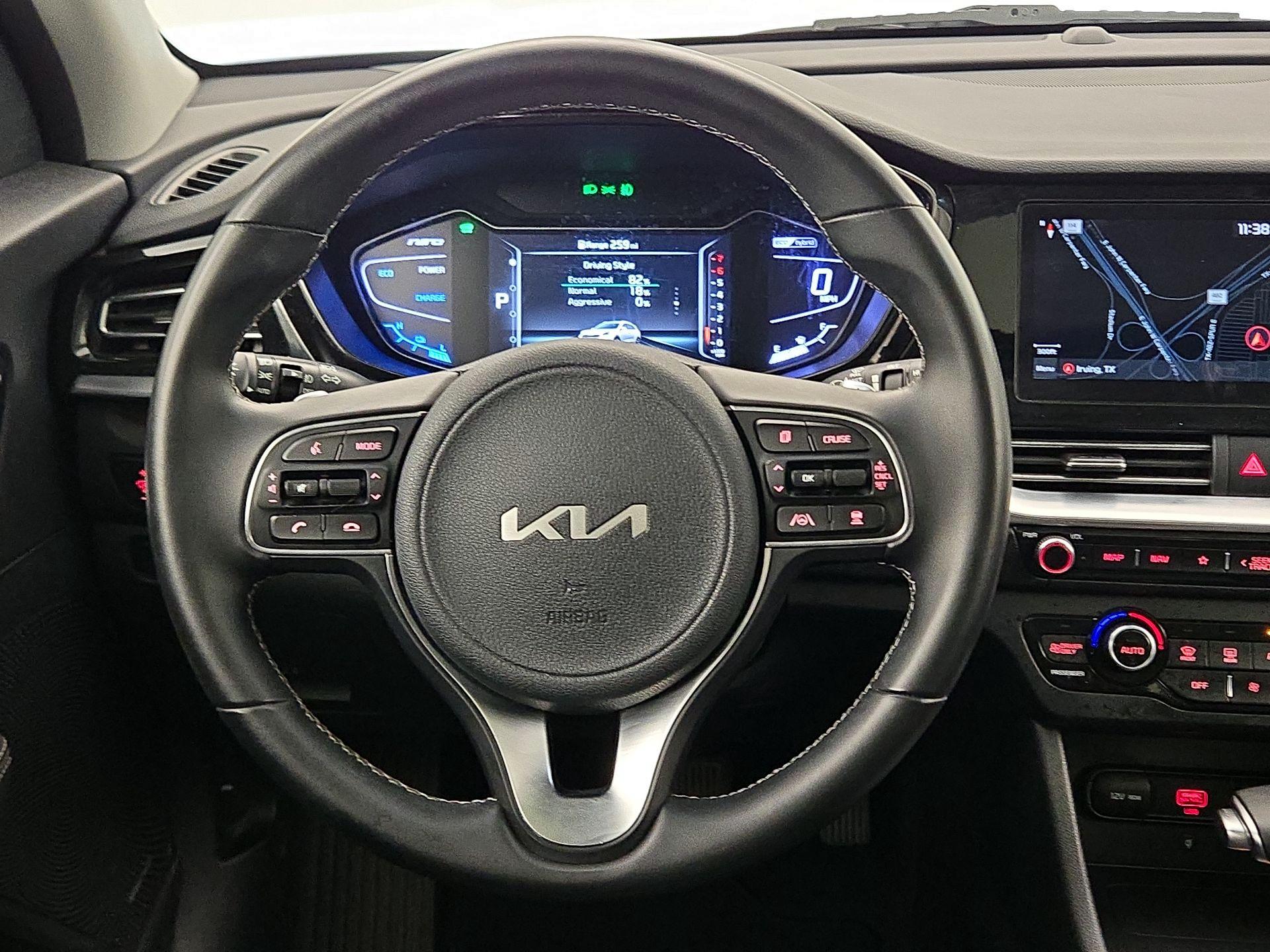 Thumbnail: 2022 Kia Niro - 10
