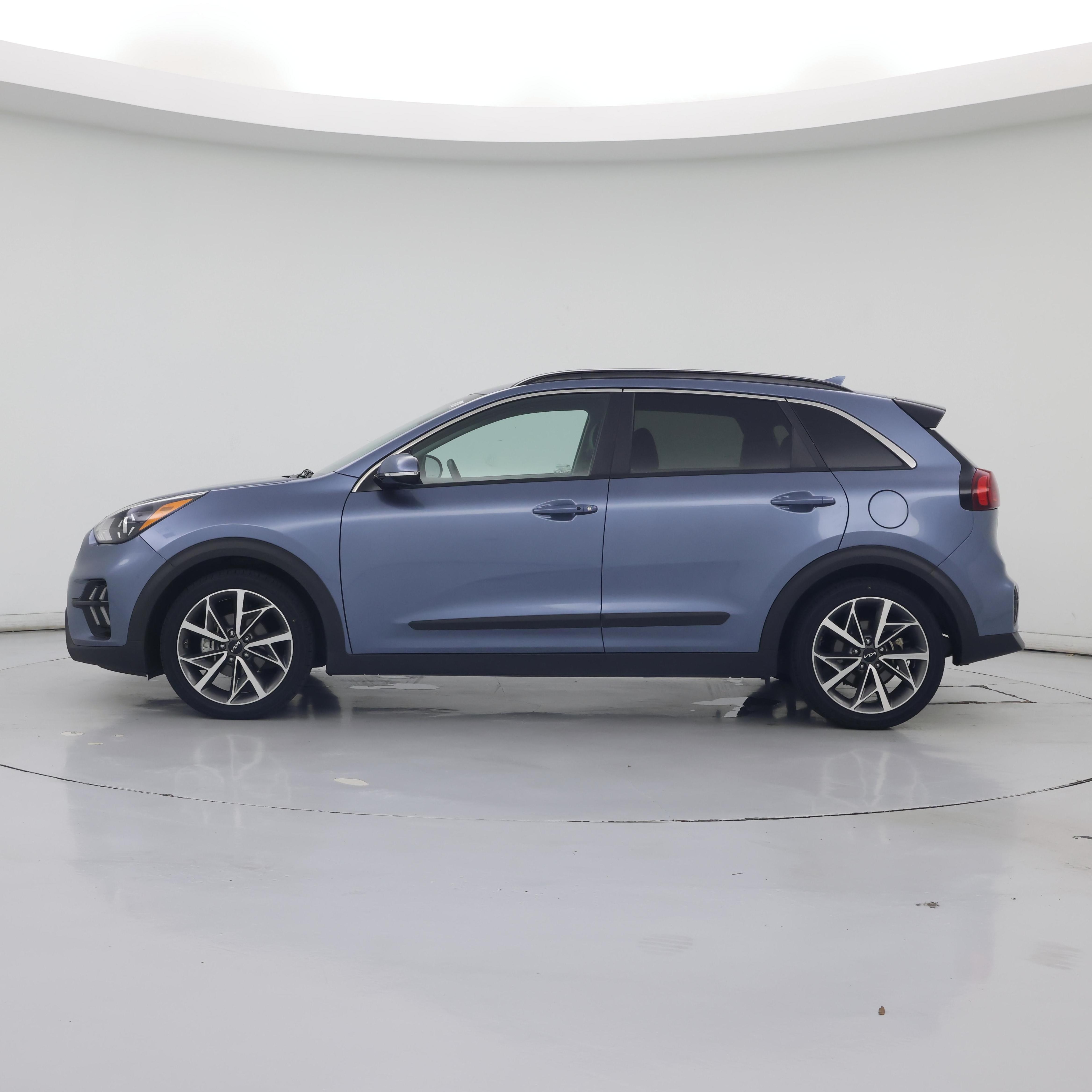 Thumbnail: 2022 Kia Niro - 3