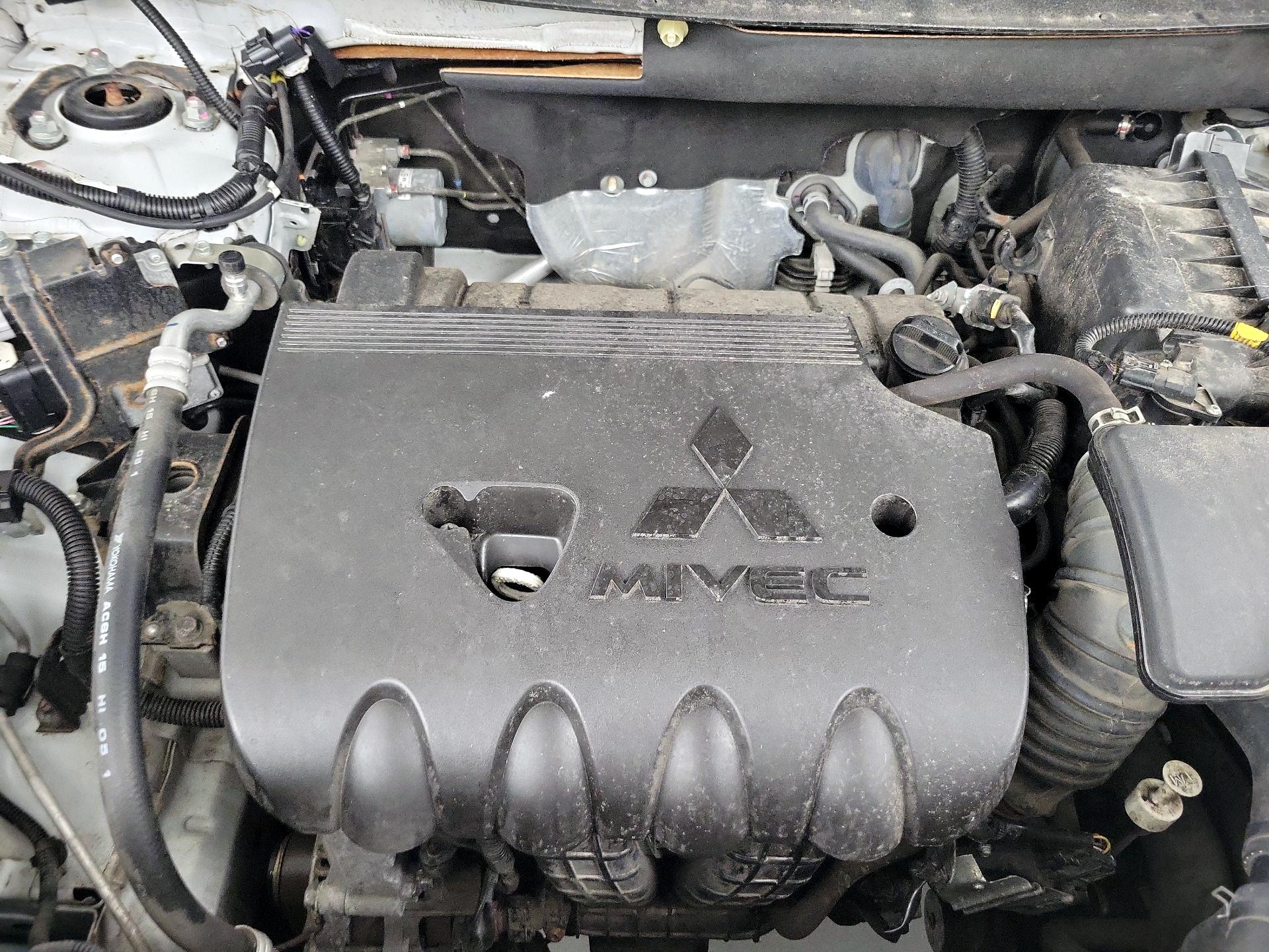 Thumbnail: 2019 Mitsubishi Outlander - 20