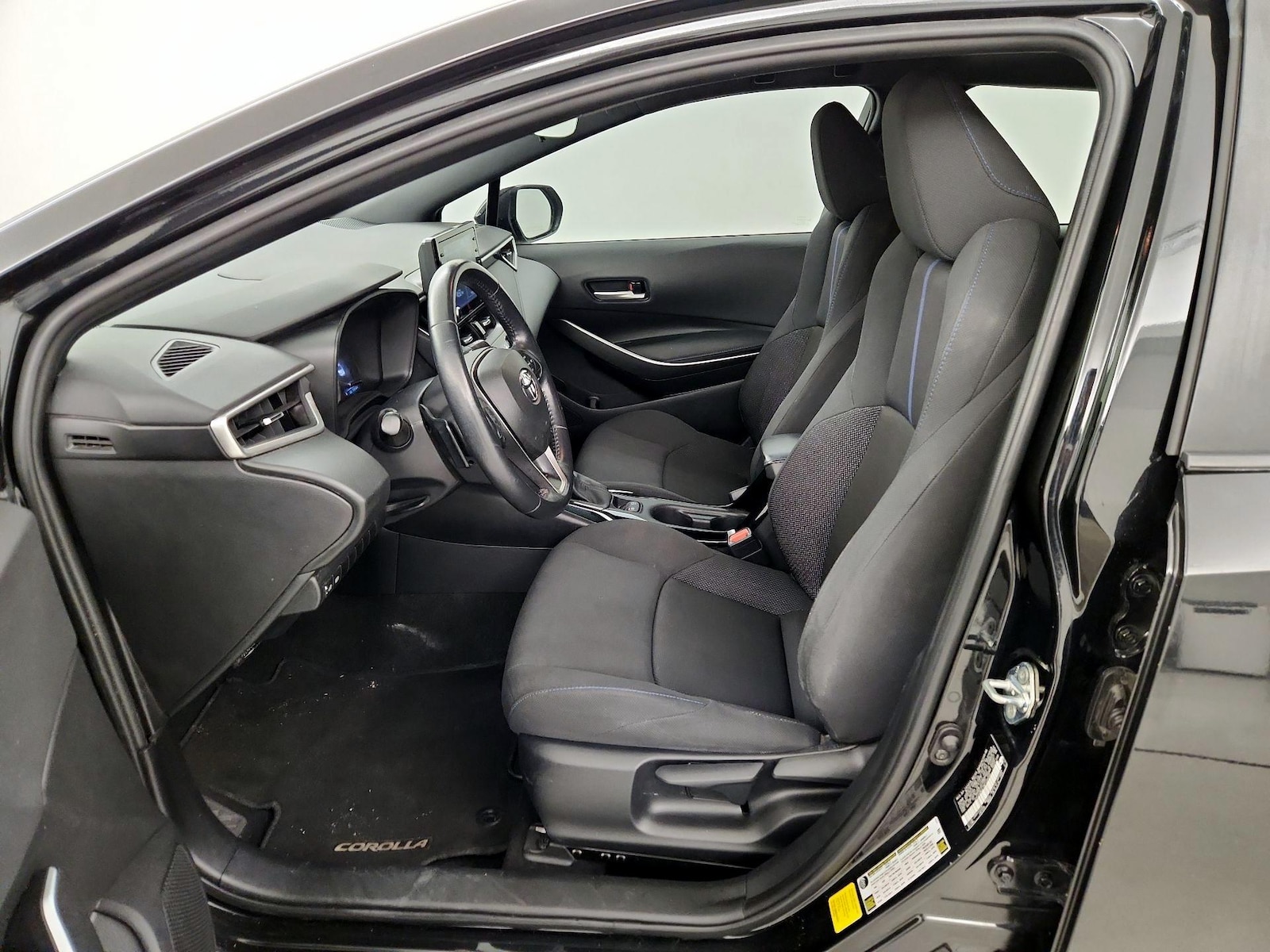 2022 Toyota Corolla SE - Photo 12