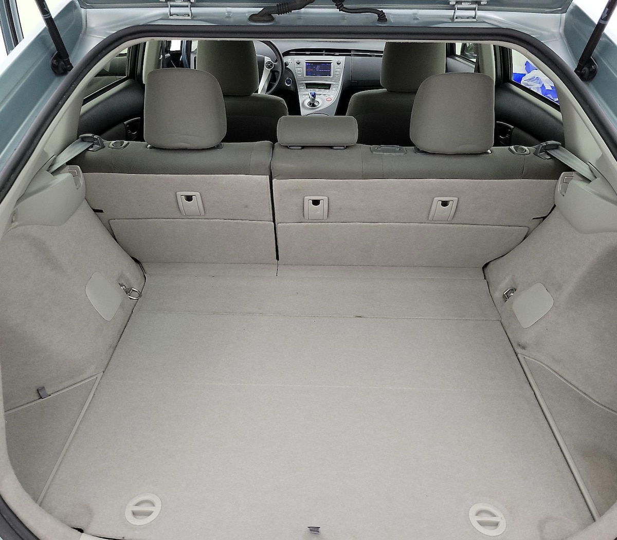 Trunk/Cargo (Seats Up)