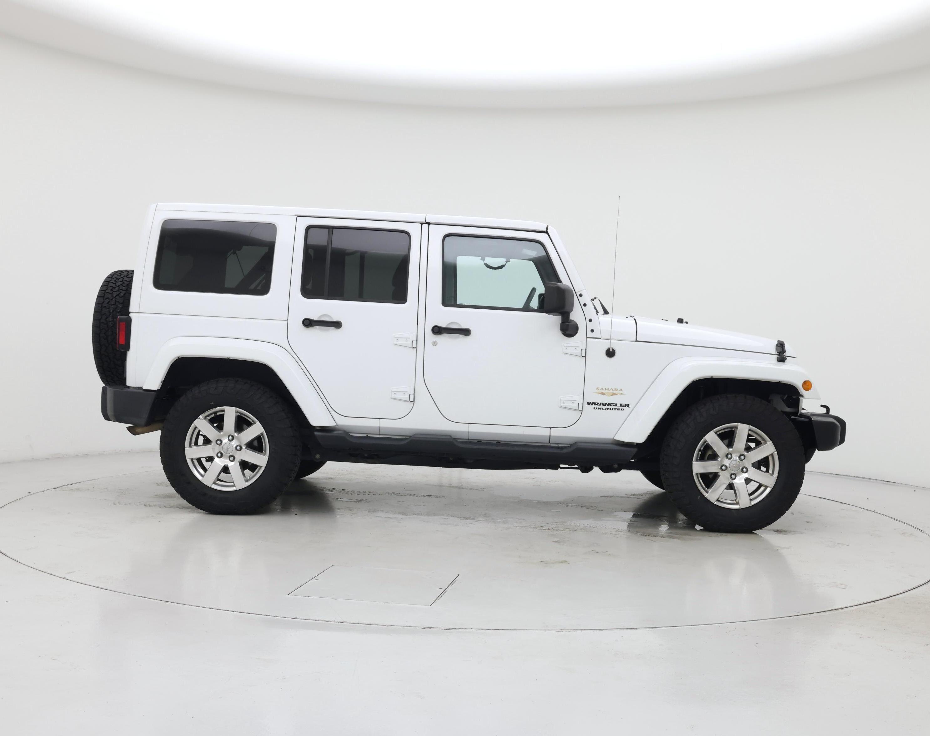 Thumbnail: 2015 Jeep Wrangler - 7