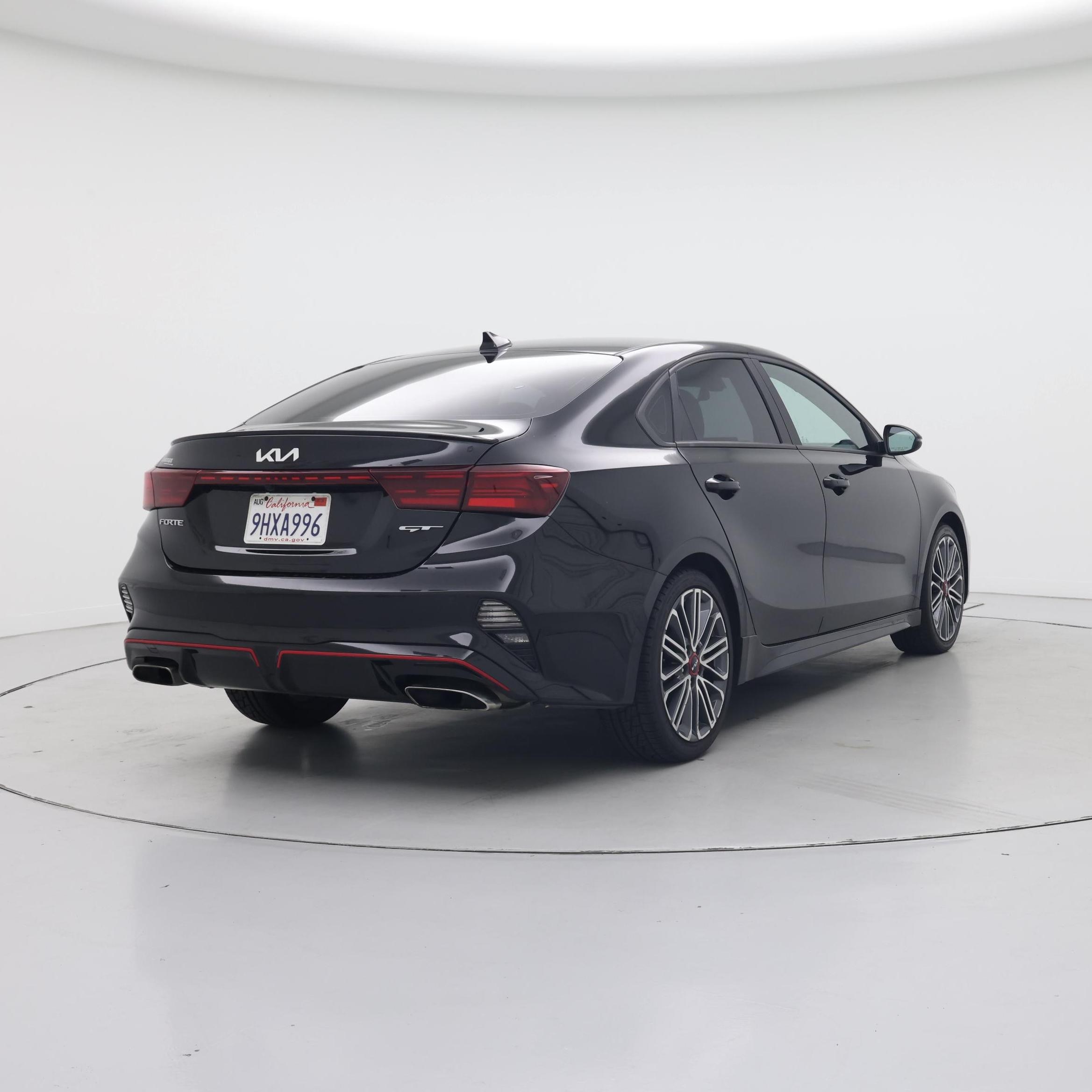 Thumbnail: 2023 Kia Forte - 8