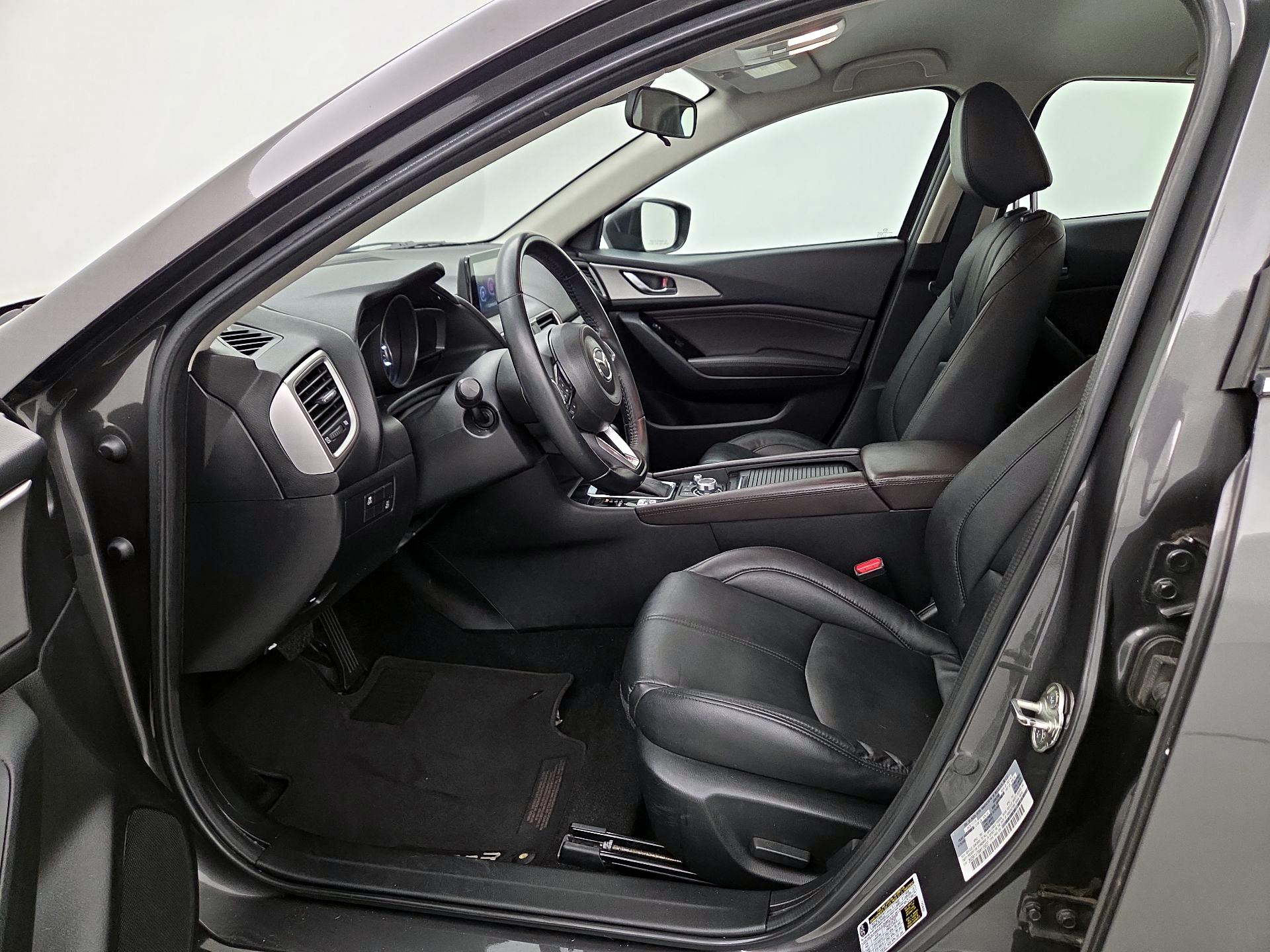 Thumbnail: 2017 Mazda Mazda3 - 11