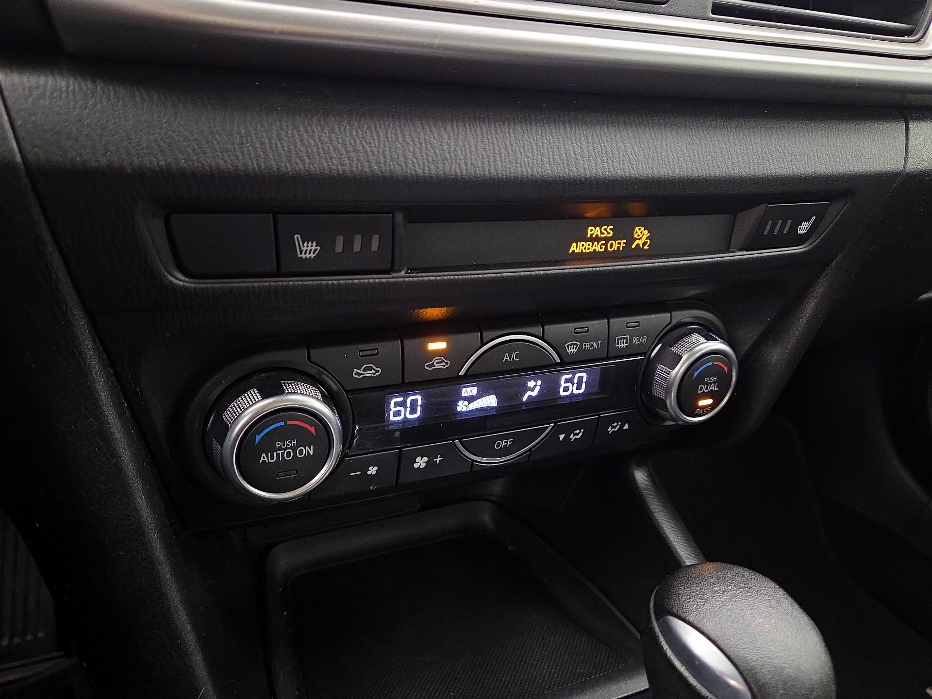Thumbnail: 2017 Mazda Mazda3 - 15