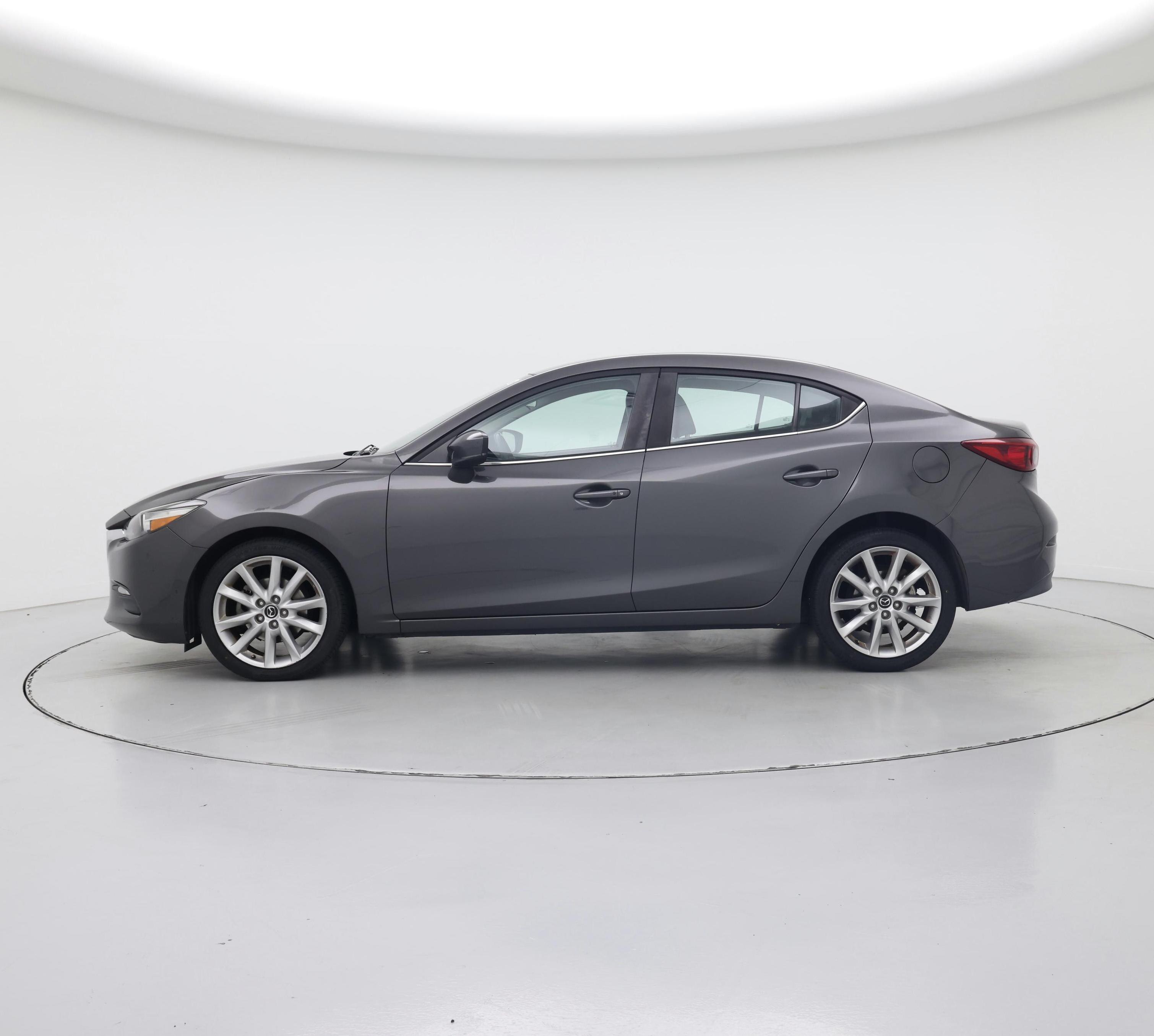 Thumbnail: 2017 Mazda Mazda3 - 3