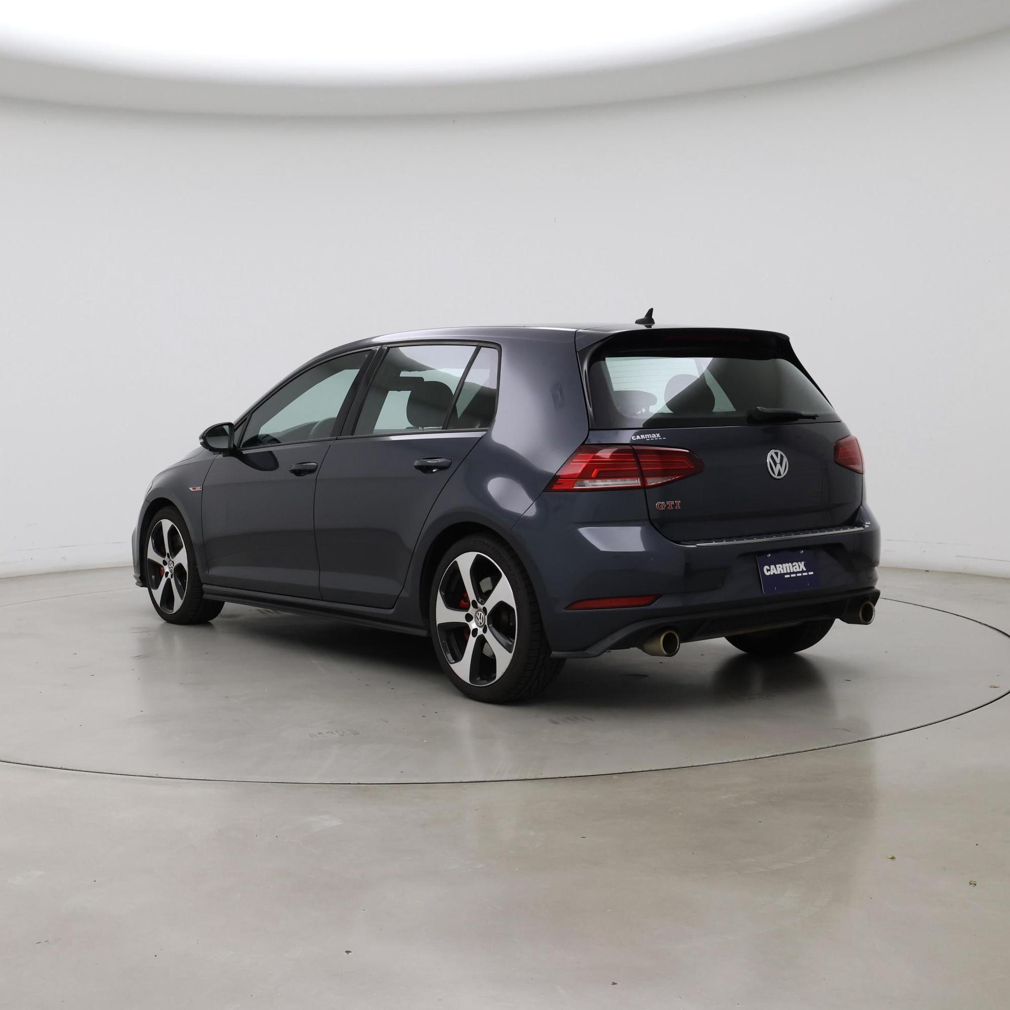 Thumbnail: 2019 Volkswagen Golf - 2