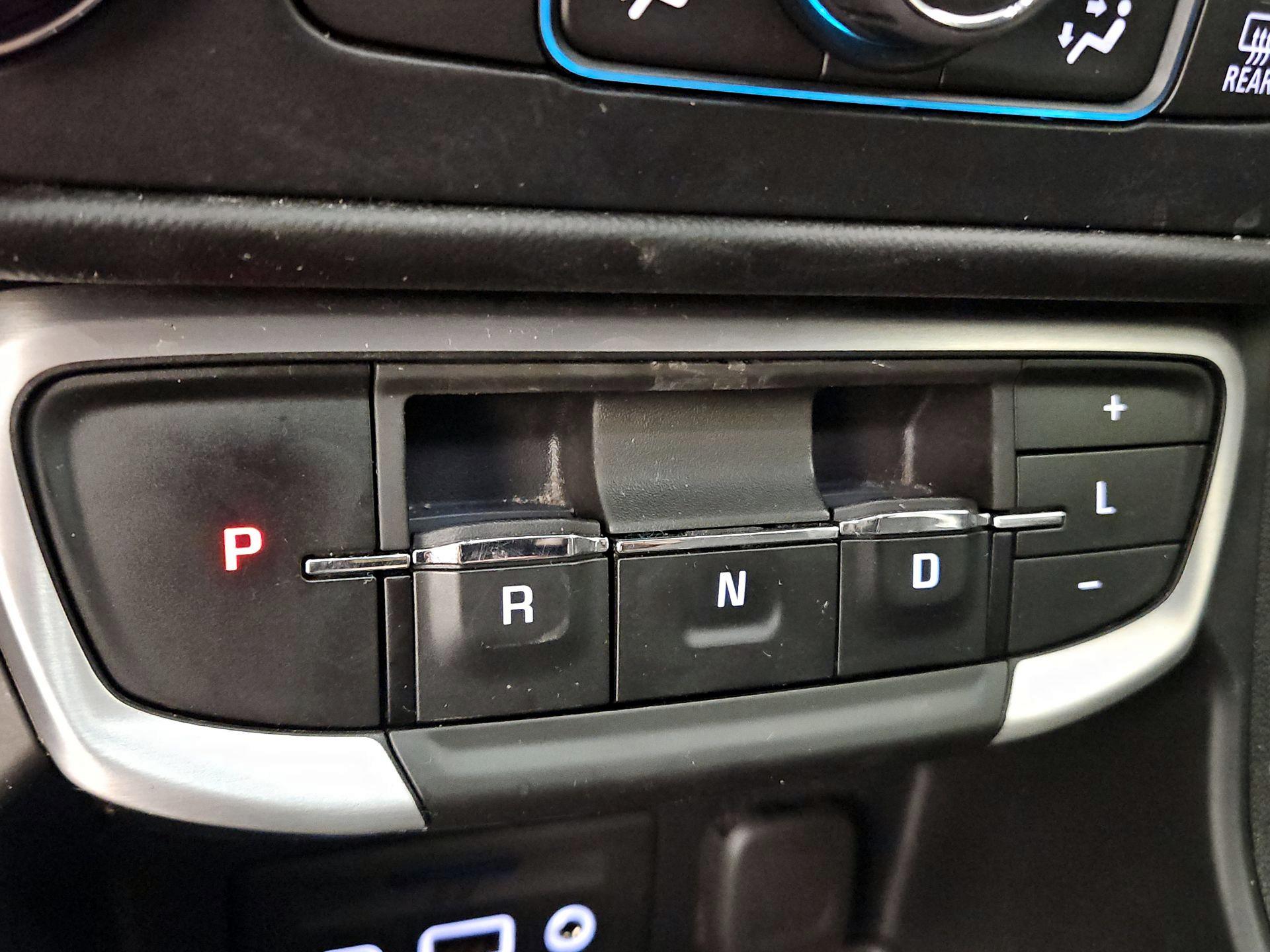 Thumbnail: 2022 GMC Terrain - 15