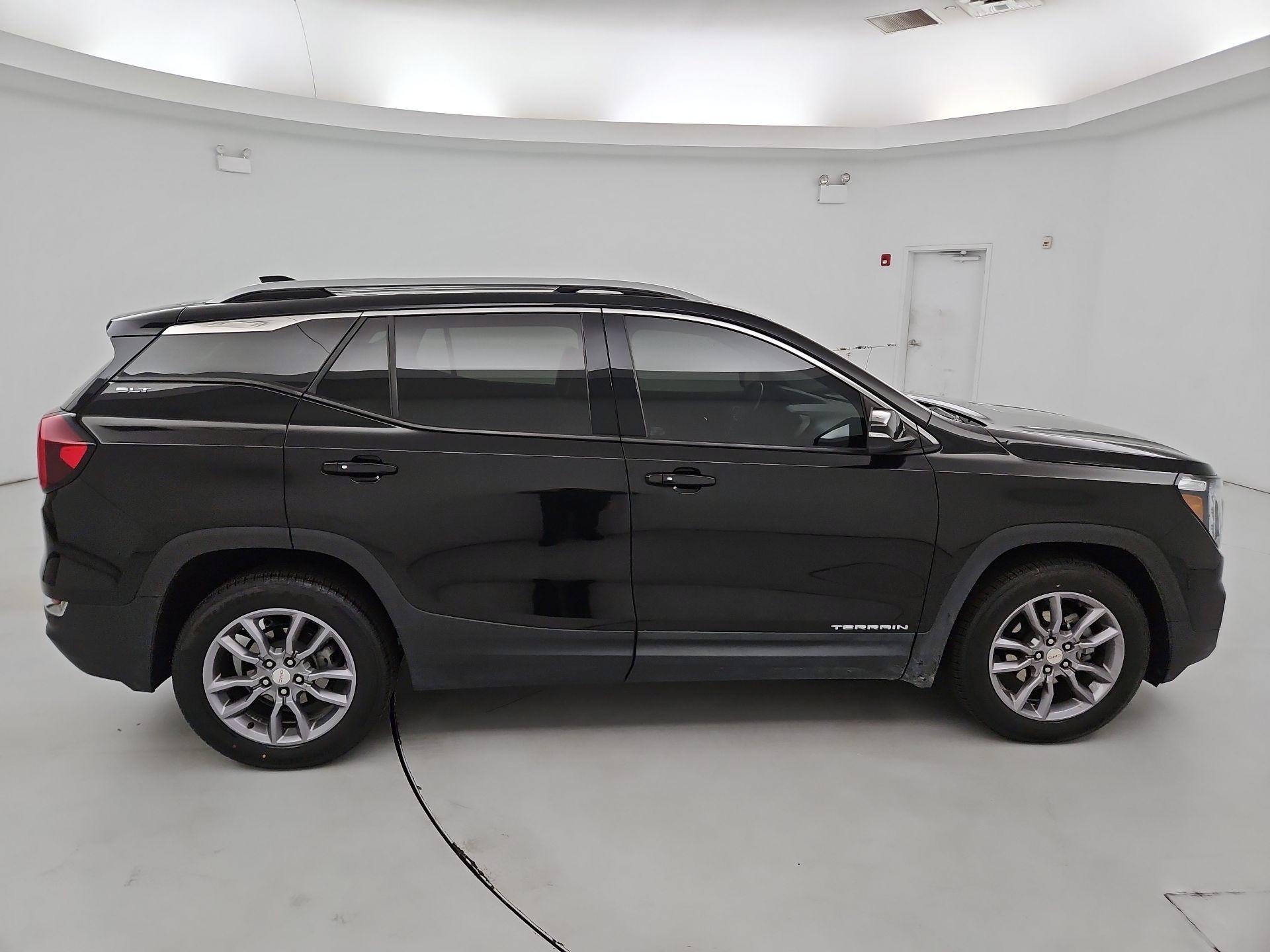 Thumbnail: 2022 GMC Terrain - 4