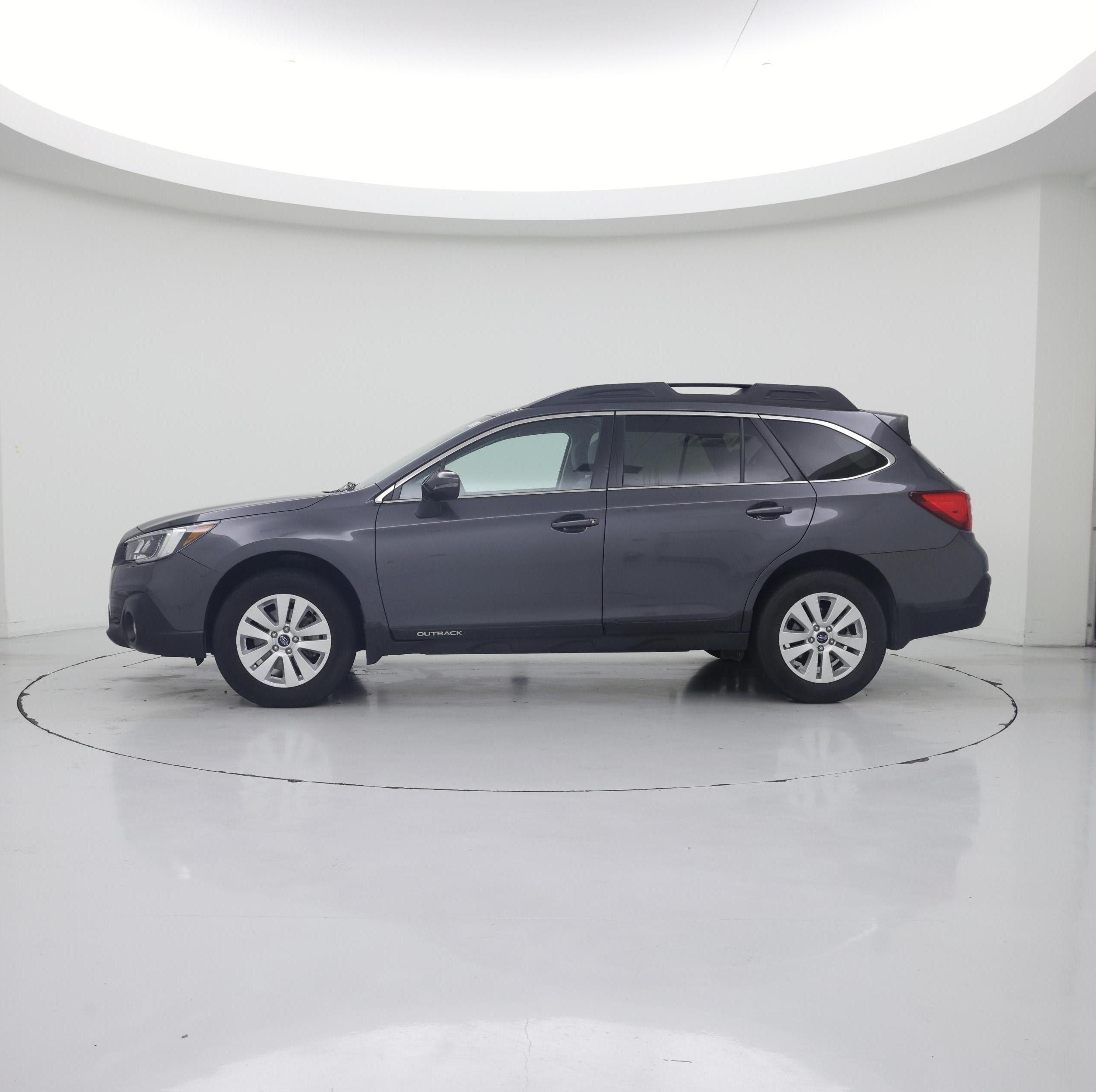 Thumbnail: 2019 Subaru Outback - 3