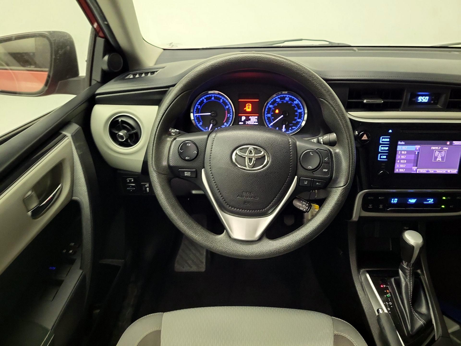 Thumbnail: 2018 Toyota Corolla - 10