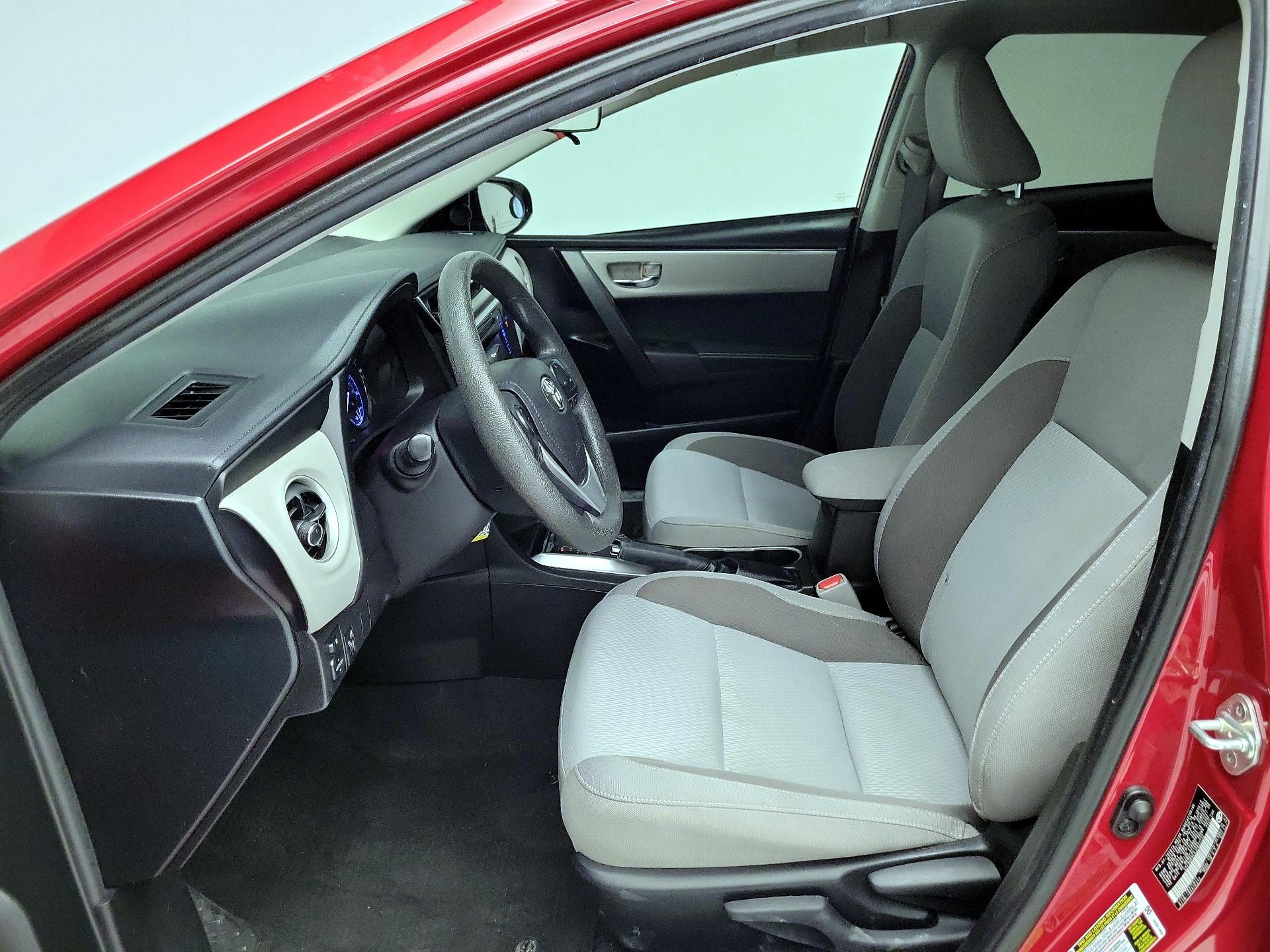 Thumbnail: 2018 Toyota Corolla - 11
