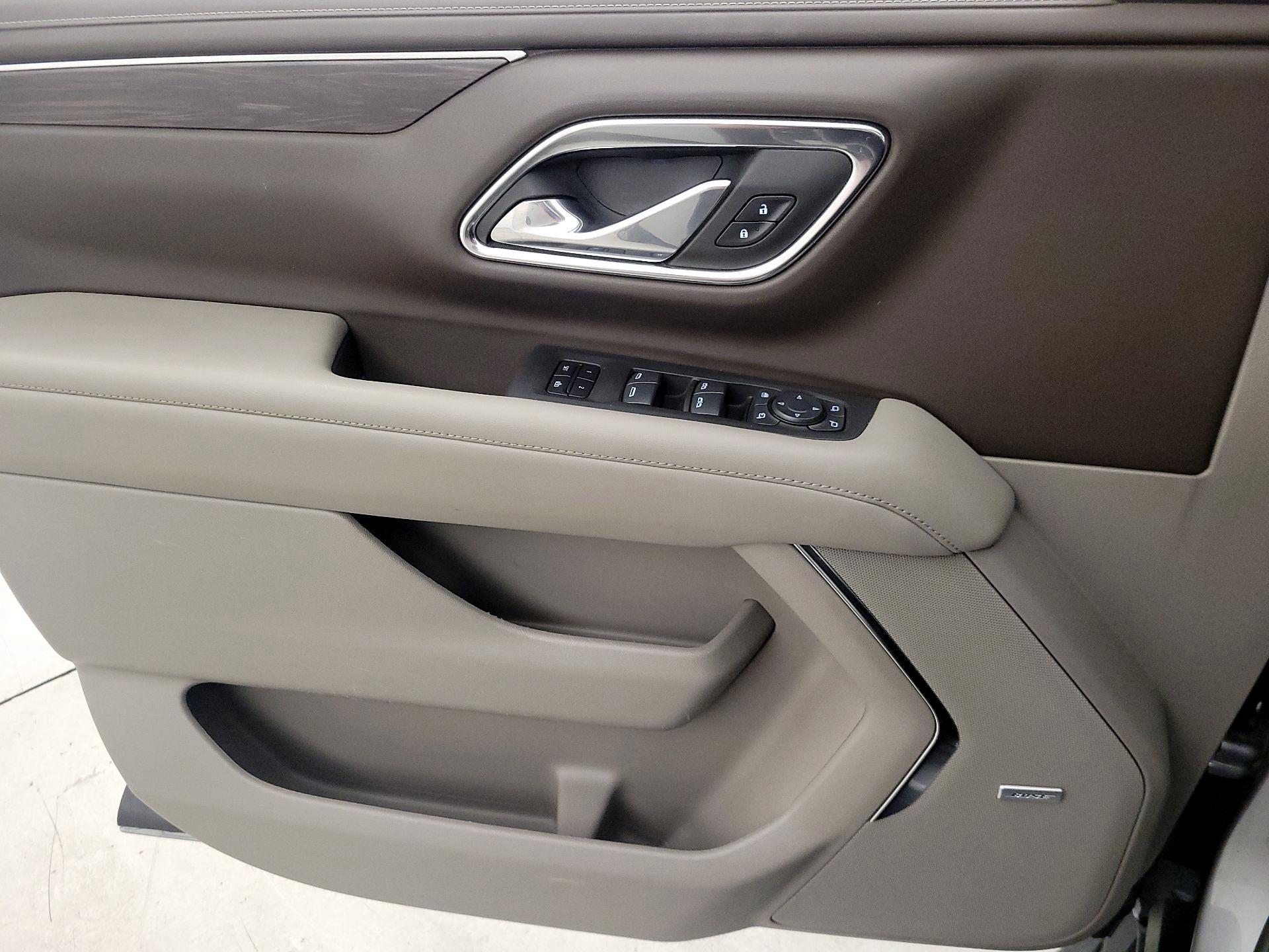 Thumbnail: 2024 Chevrolet Tahoe - 12