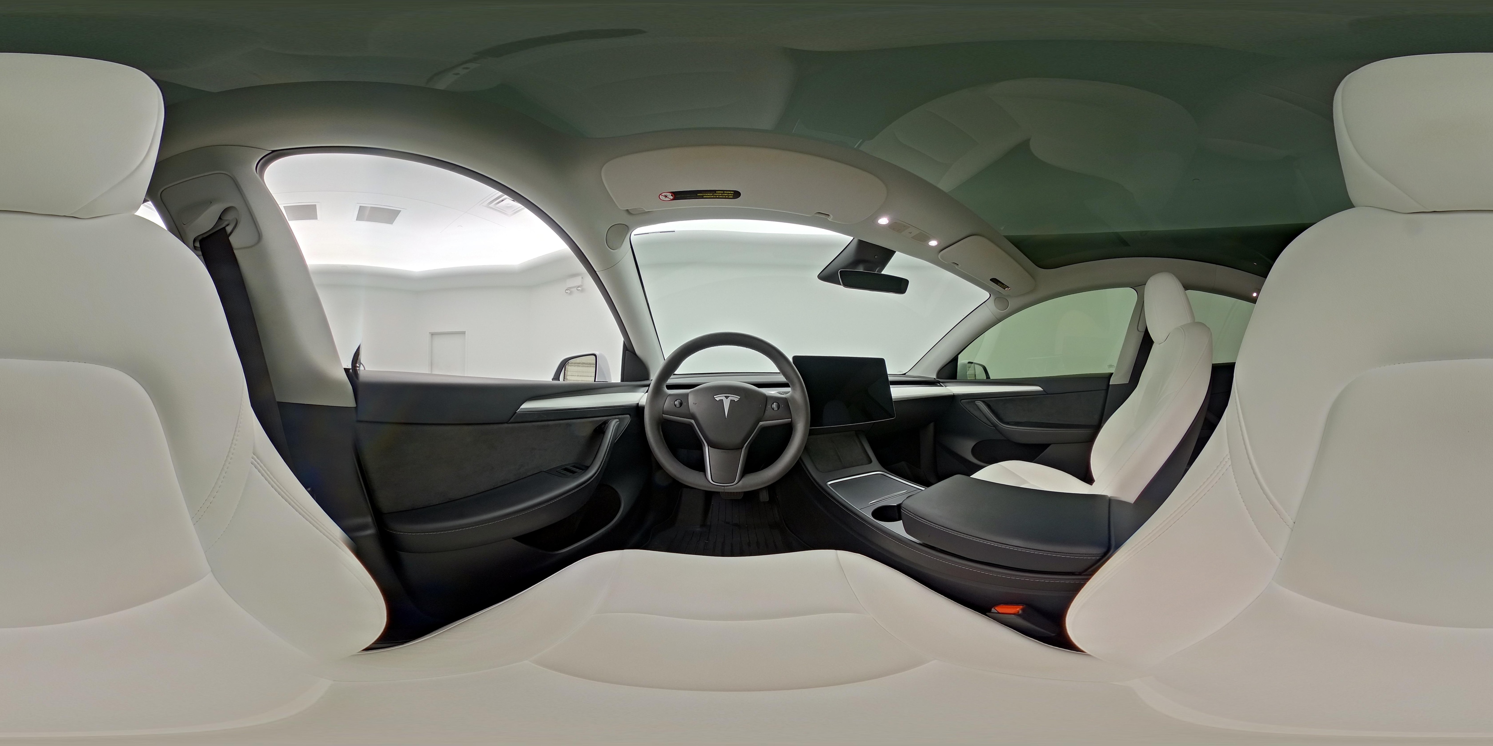 2025 Tesla Model Y Long Range - Photo 28