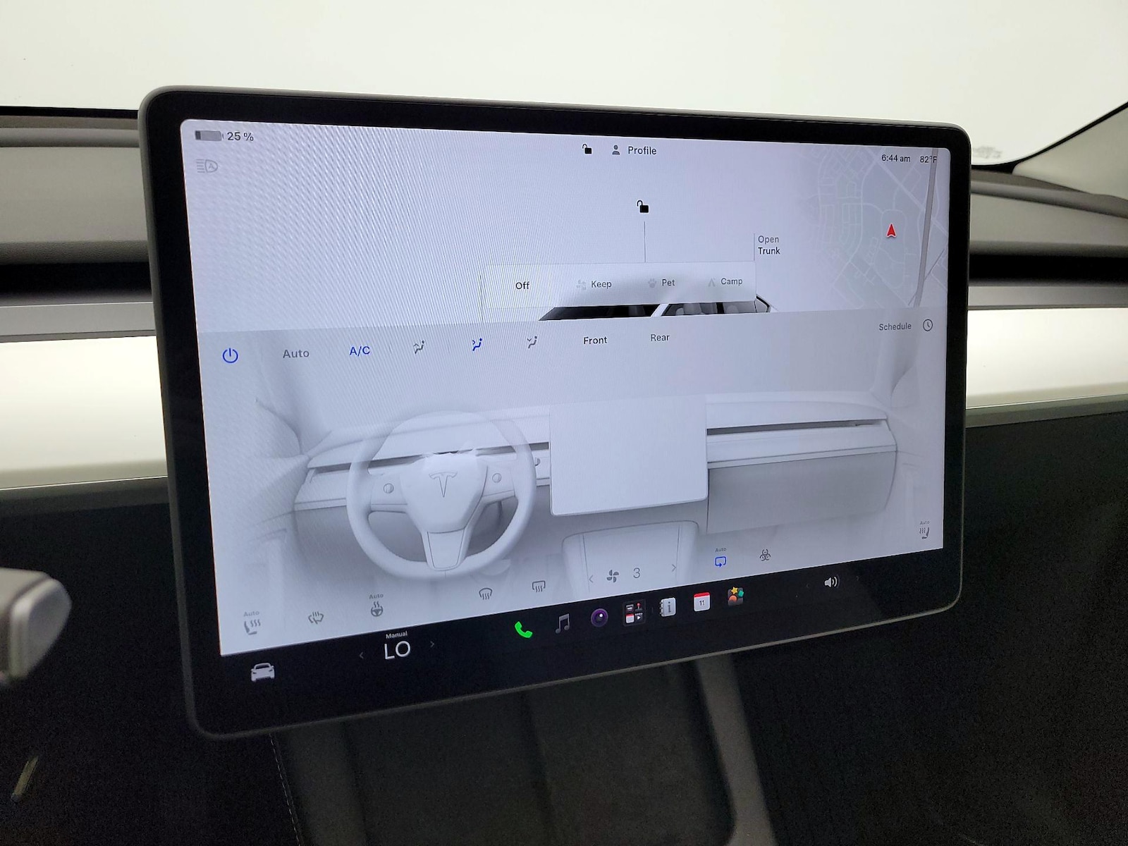 2025 Tesla Model Y Long Range - Photo 18