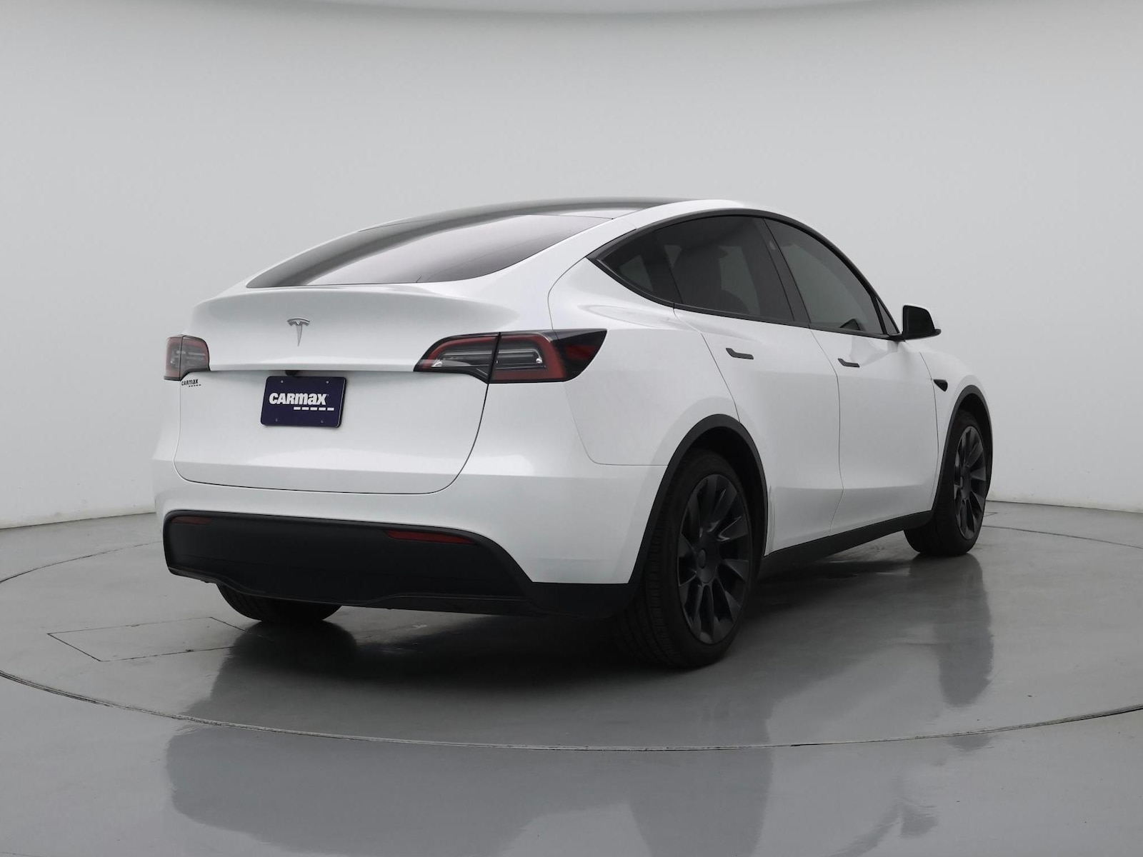 2025 Tesla Model Y Long Range - Photo 9