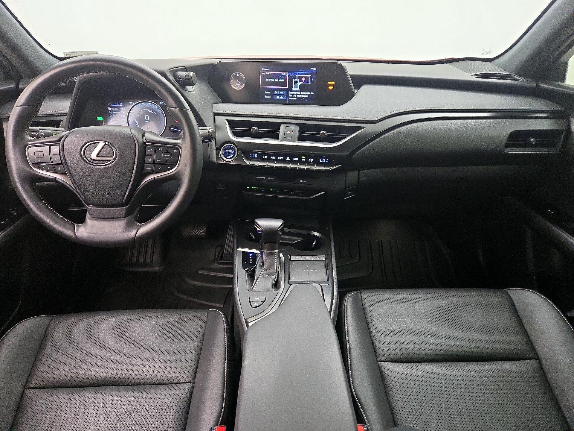 Thumbnail: 2020 Lexus UX - 9