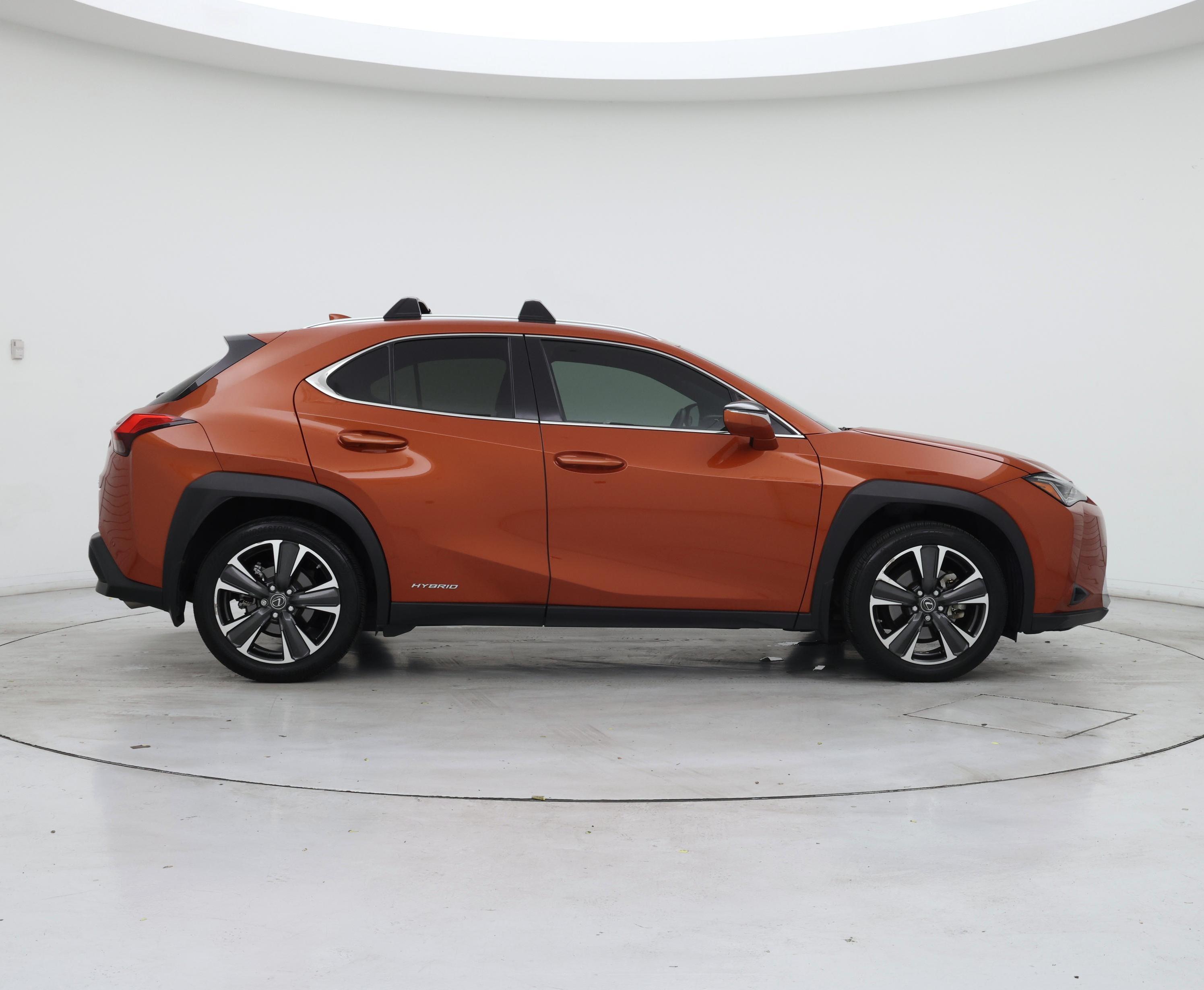 Thumbnail: 2020 Lexus UX - 7