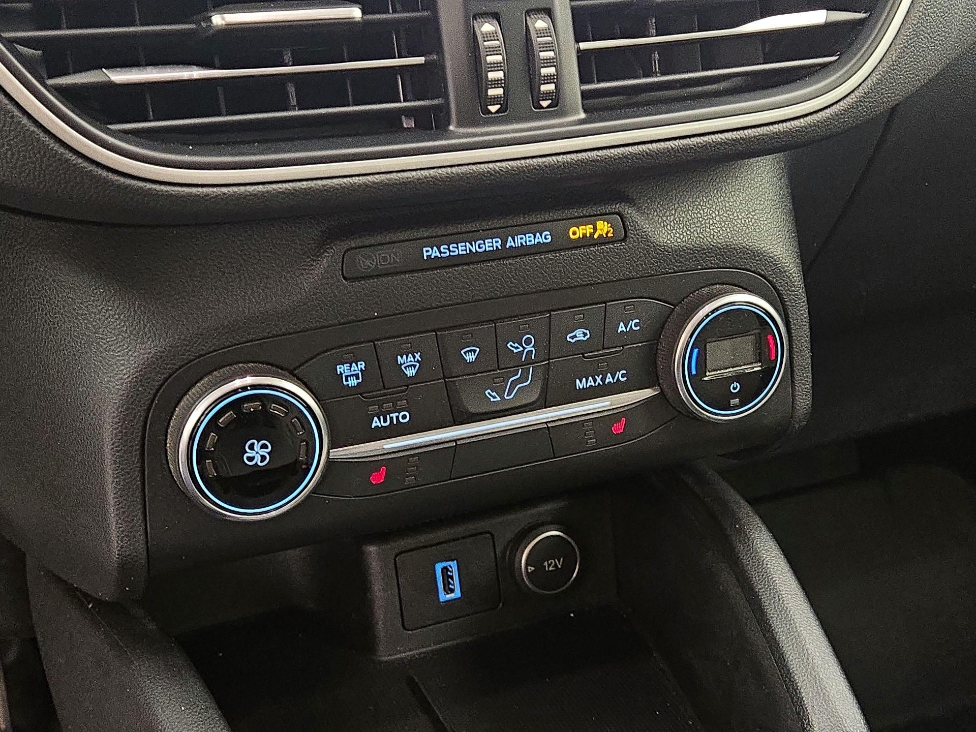 Thumbnail: 2020 Ford Escape - 17