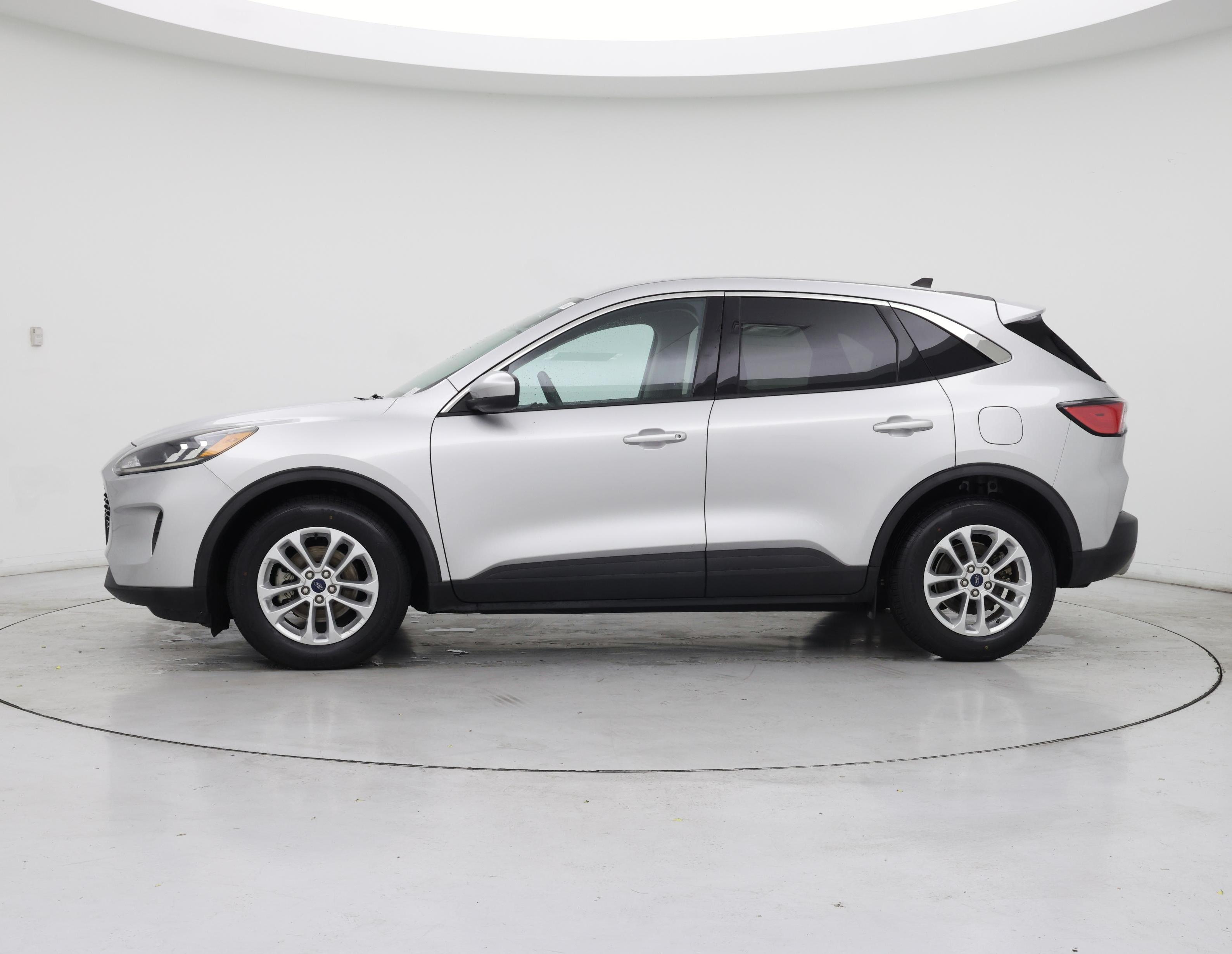 Thumbnail: 2020 Ford Escape - 3