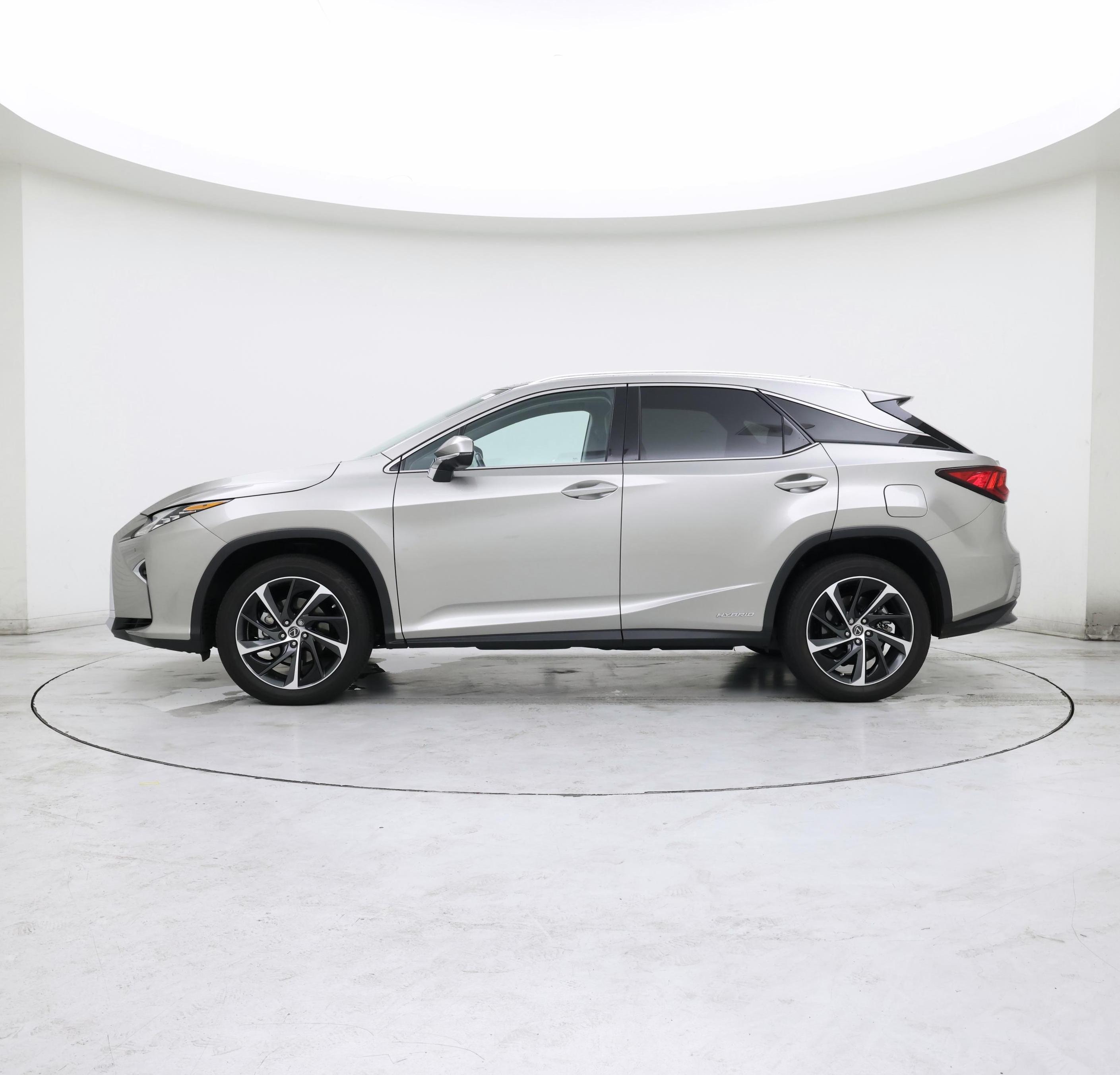 Thumbnail: 2019 Lexus RX - 3