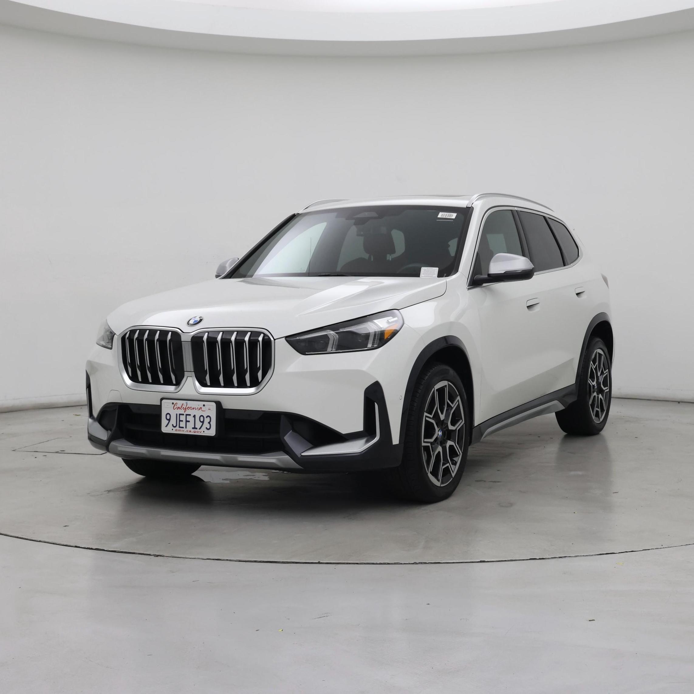 Thumbnail: 2023 BMW X1 - 4