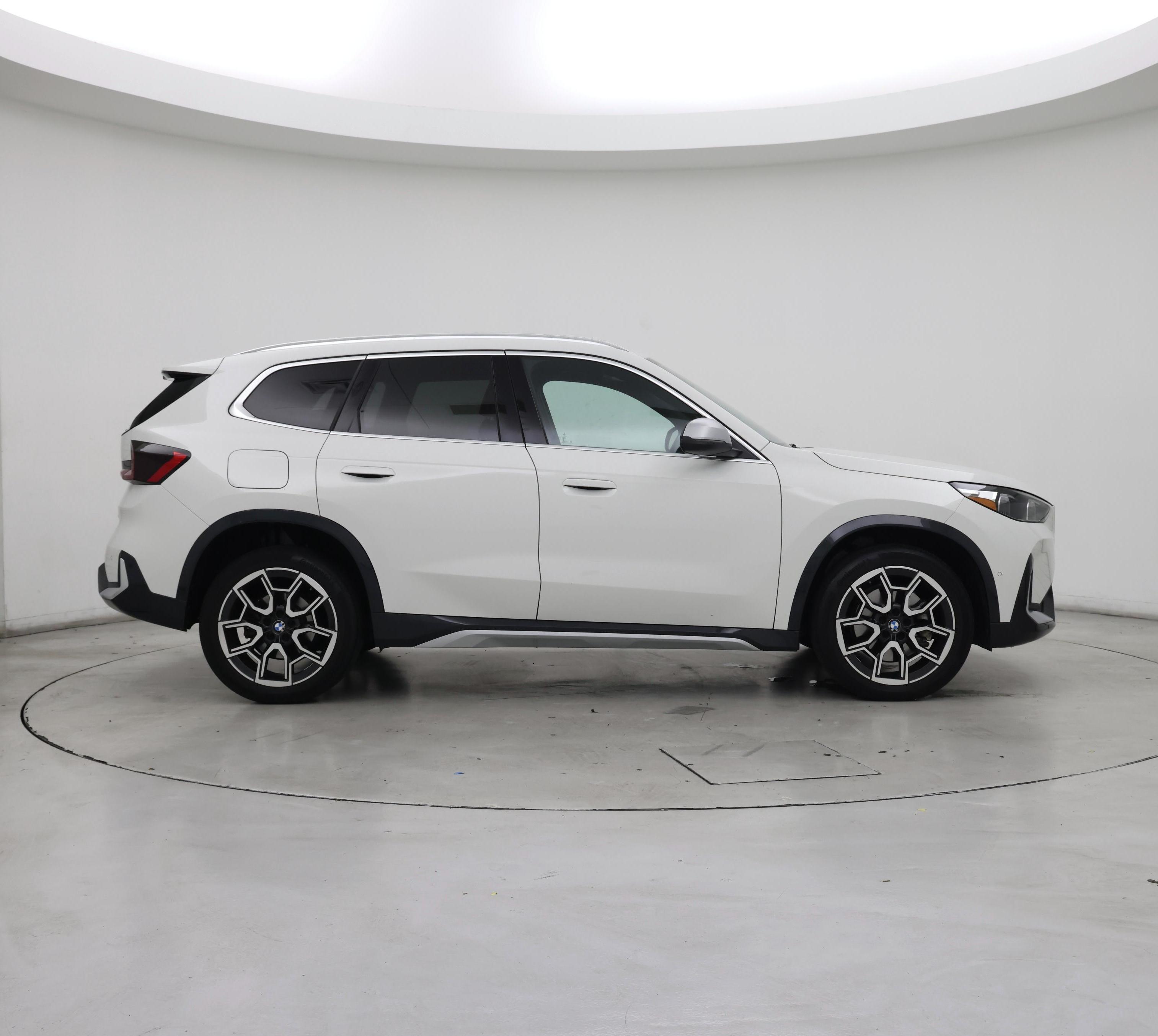 Thumbnail: 2023 BMW X1 - 7