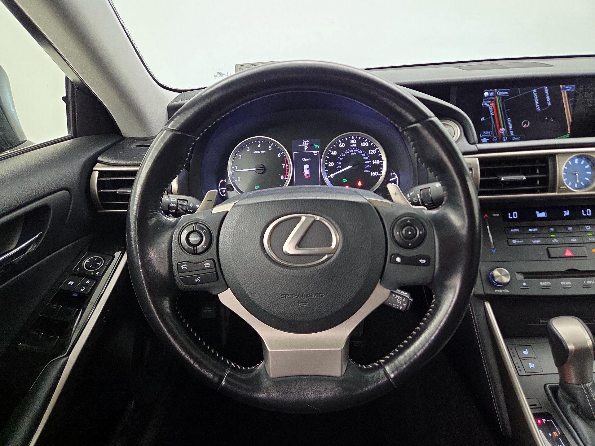 Thumbnail: 2015 Lexus IS - 10