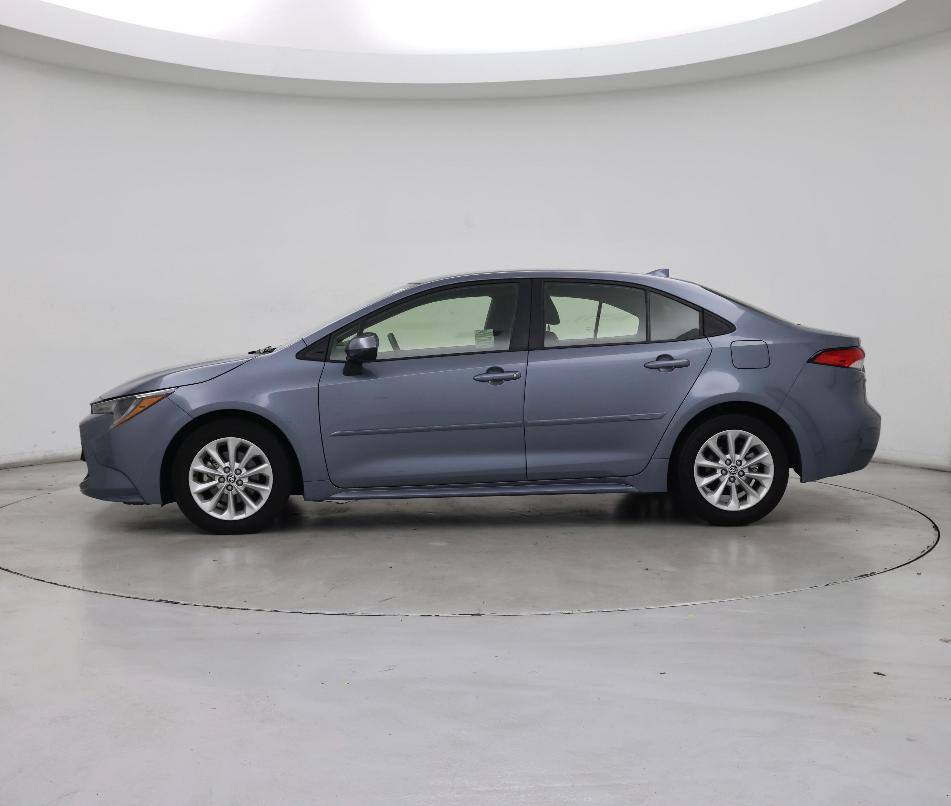 Thumbnail: 2022 Toyota Corolla - 3