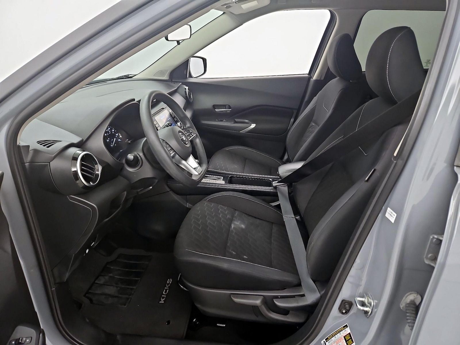 2021 Nissan Kicks SV - Photo 12