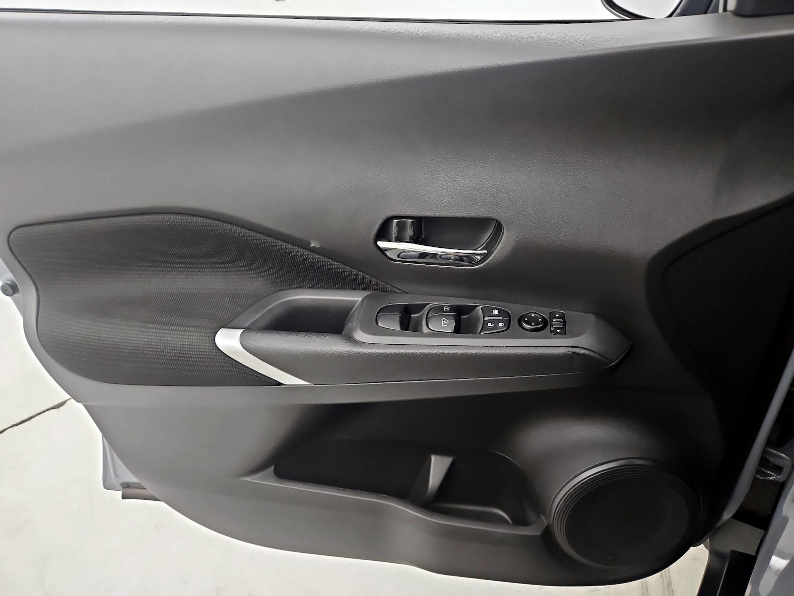 2021 Nissan Kicks SV - Photo 13