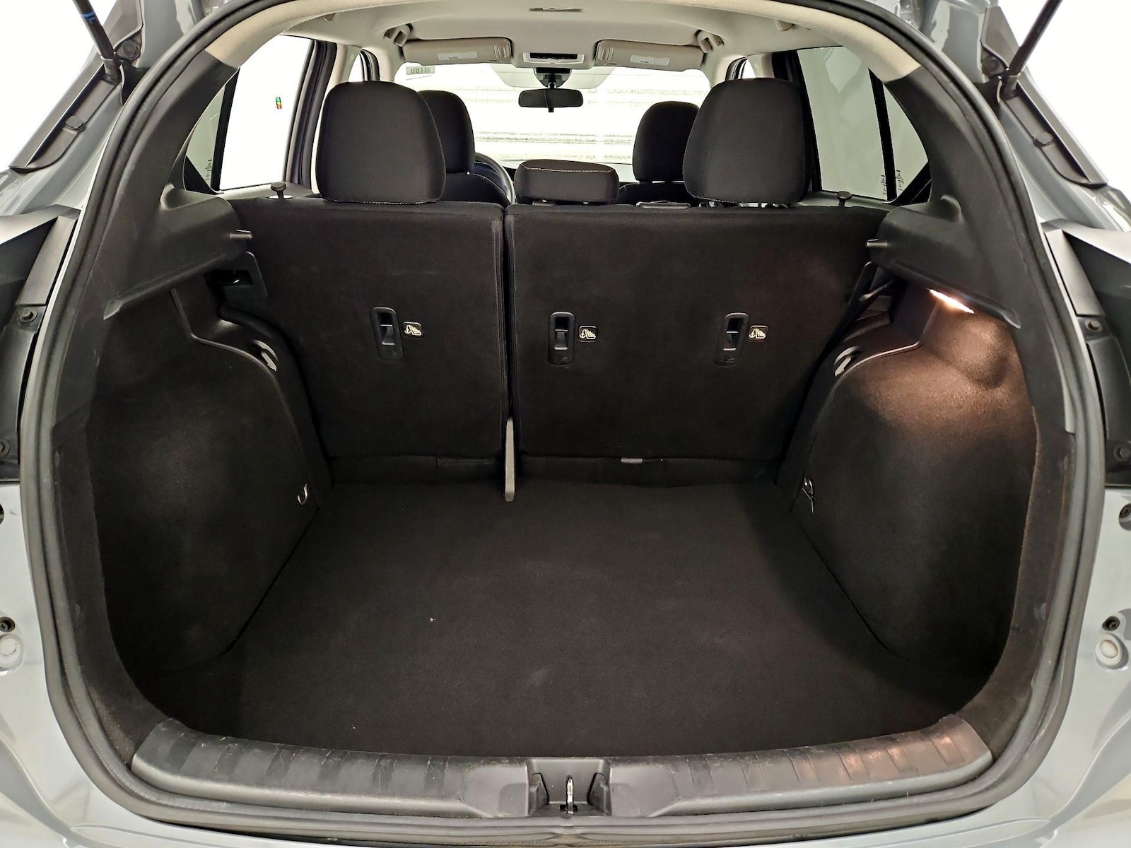 2021 Nissan Kicks SV - Photo 20