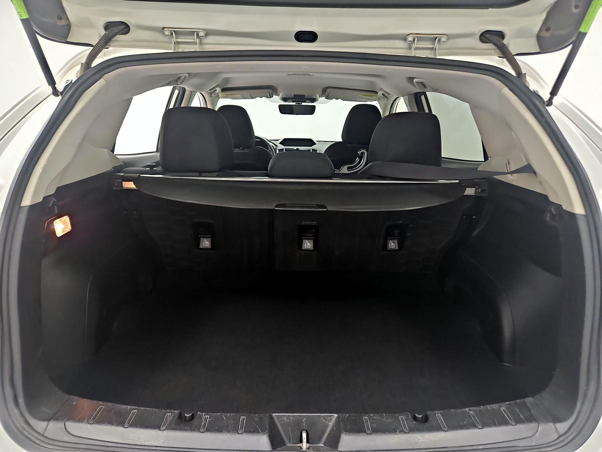 Thumbnail: 2019 Subaru Crosstrek - 19