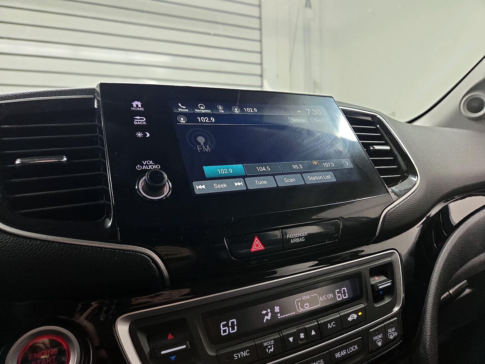 2020 Honda Pilot Touring - Photo 15