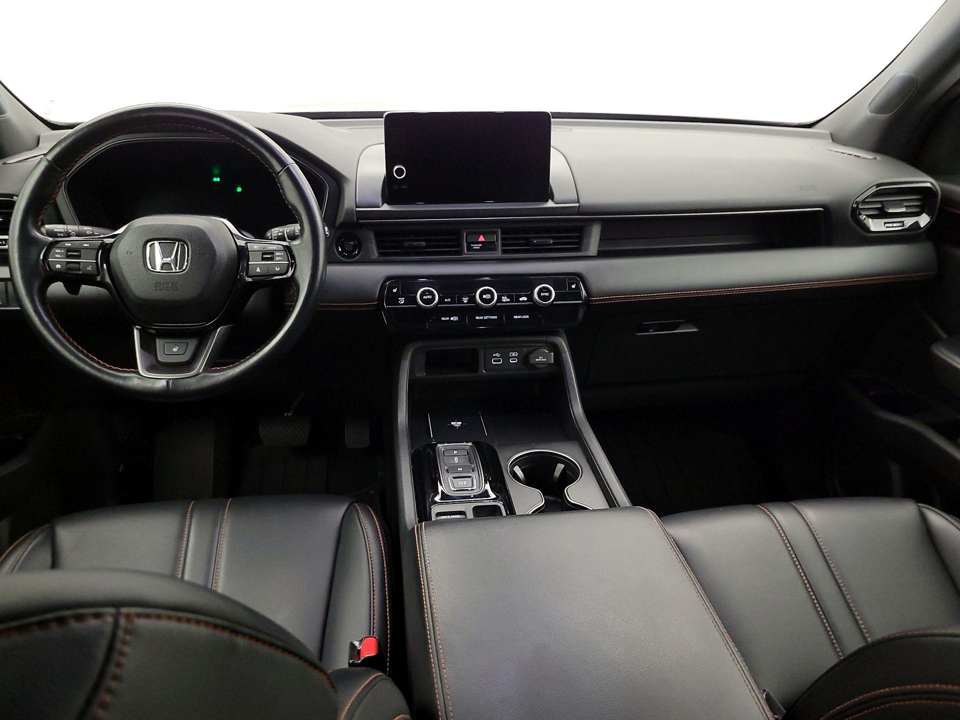 Thumbnail: 2023 Honda Pilot - 9
