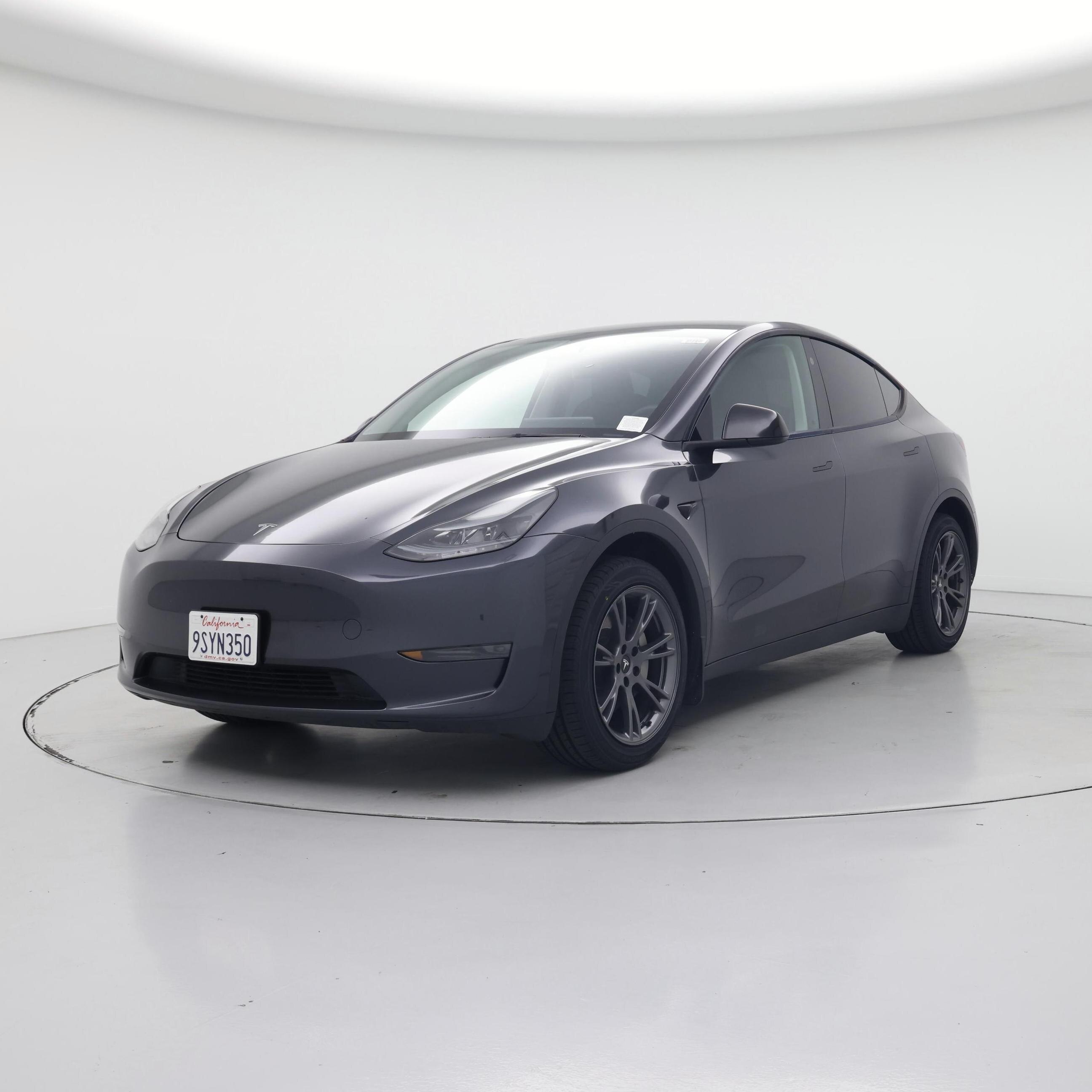 Thumbnail: 2024 Tesla Model Y - 4