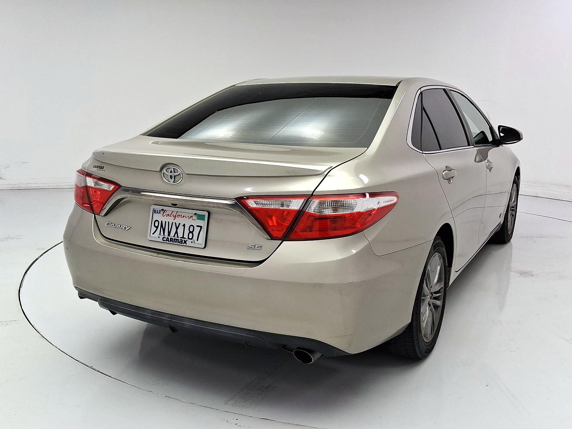 Thumbnail: 2015 Toyota Camry - 5