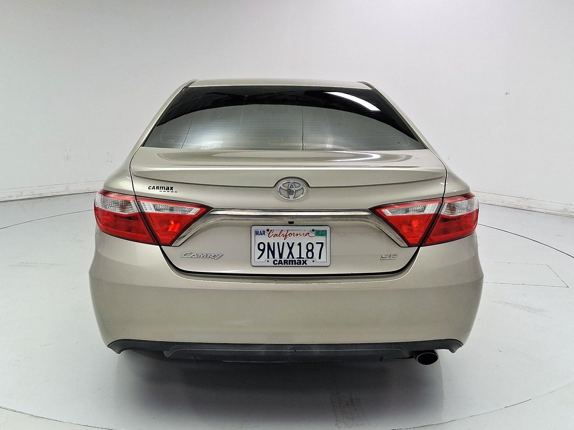 Thumbnail: 2015 Toyota Camry - 6