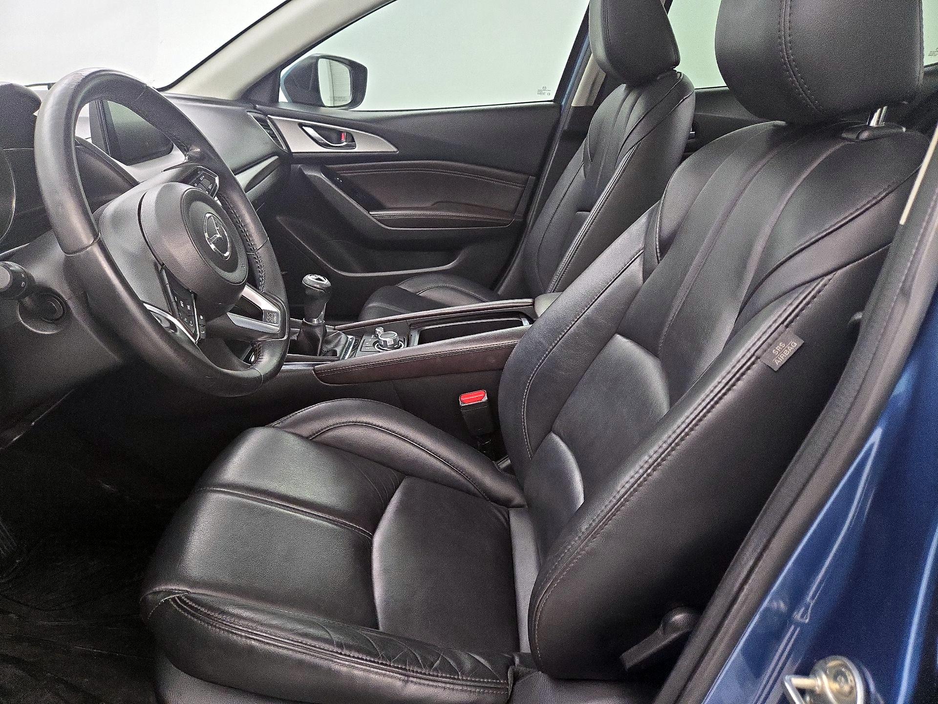 Thumbnail: 2017 Mazda Mazda3 - 11