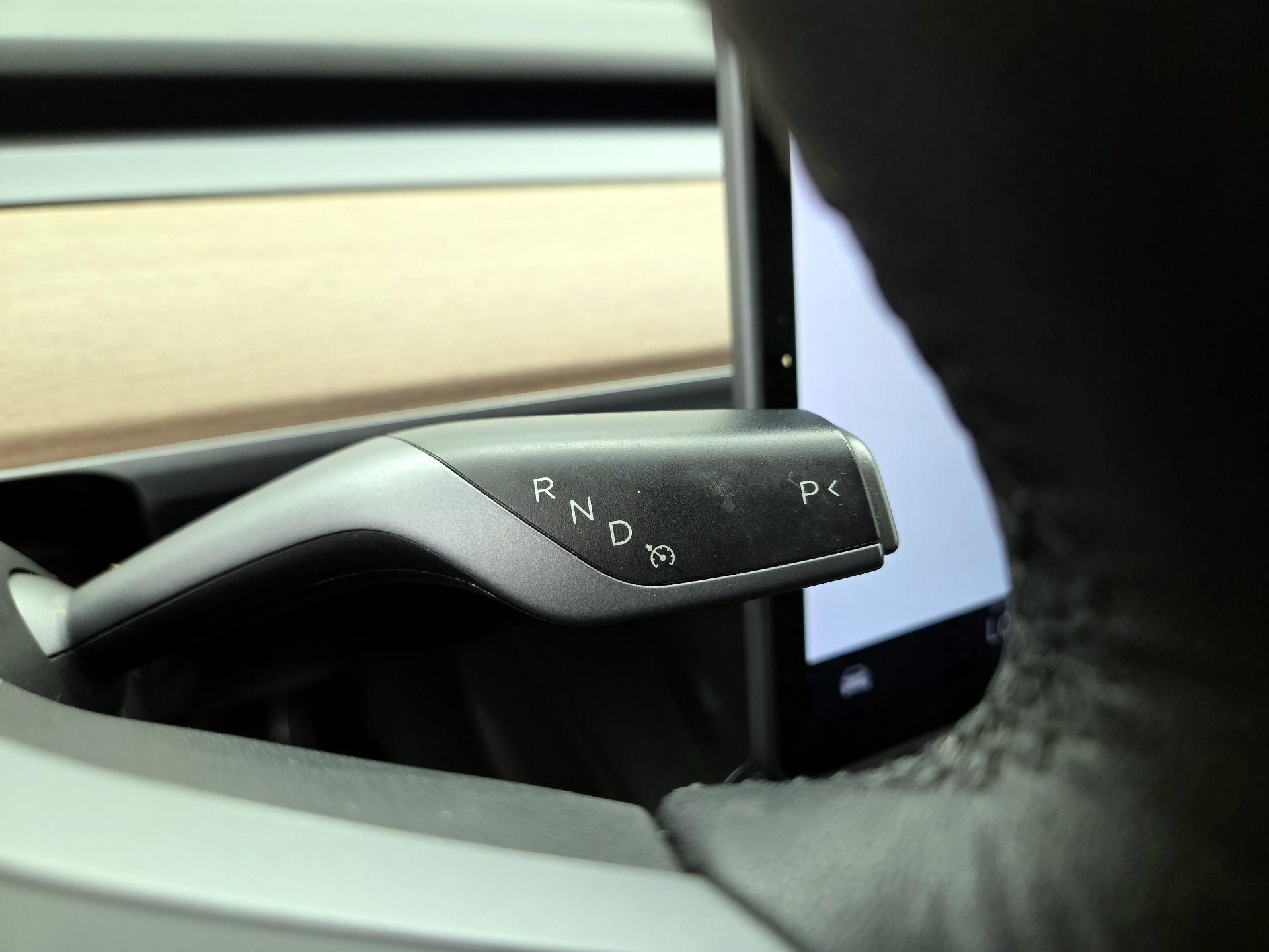 Thumbnail: 2022 Tesla Model Y - 17