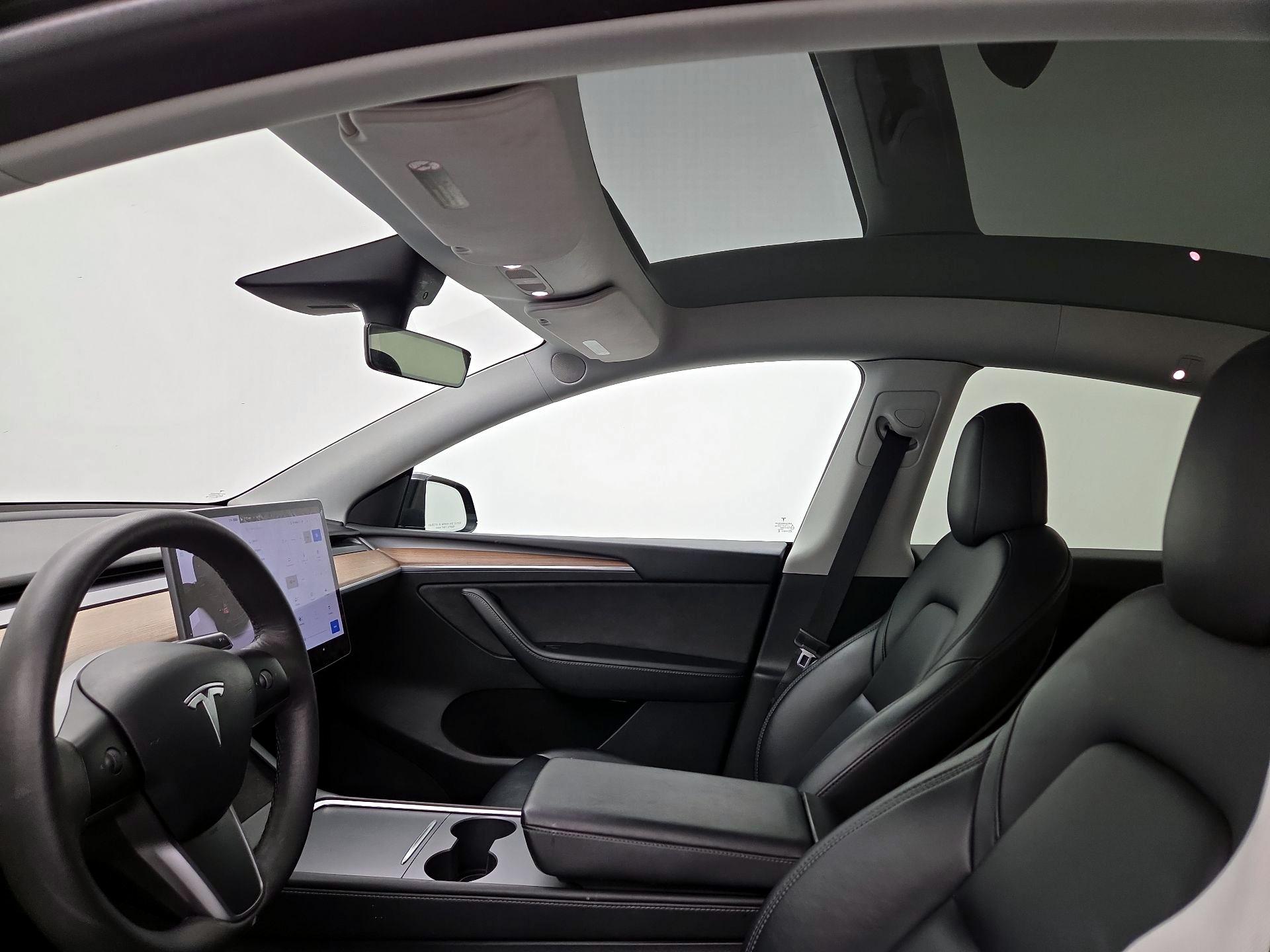 Thumbnail: 2022 Tesla Model Y - 18