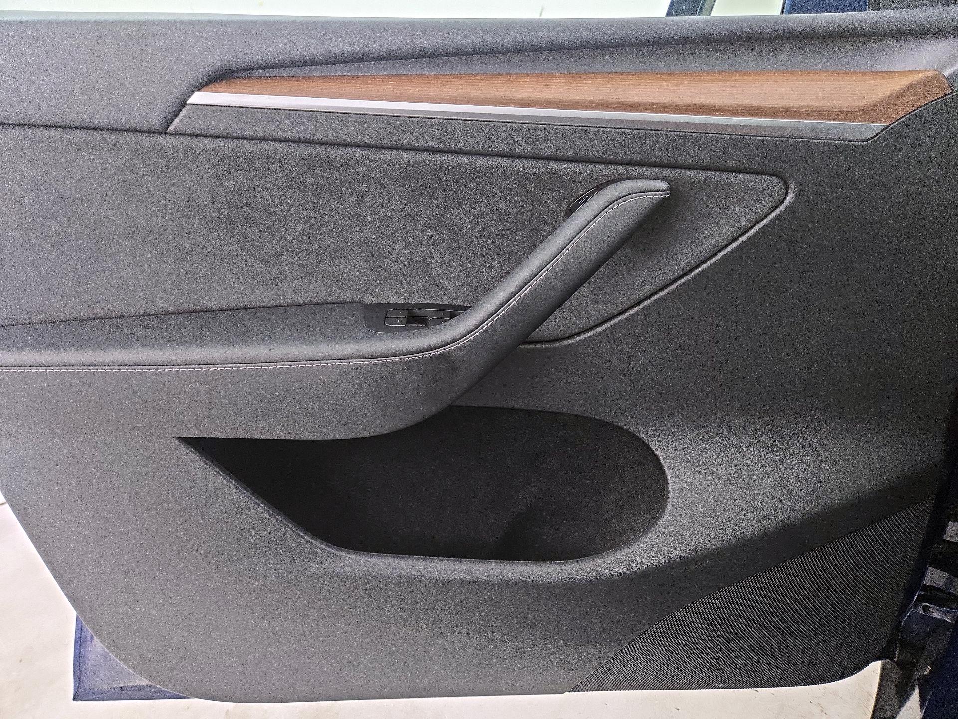 Thumbnail: 2024 Tesla Model Y - 12