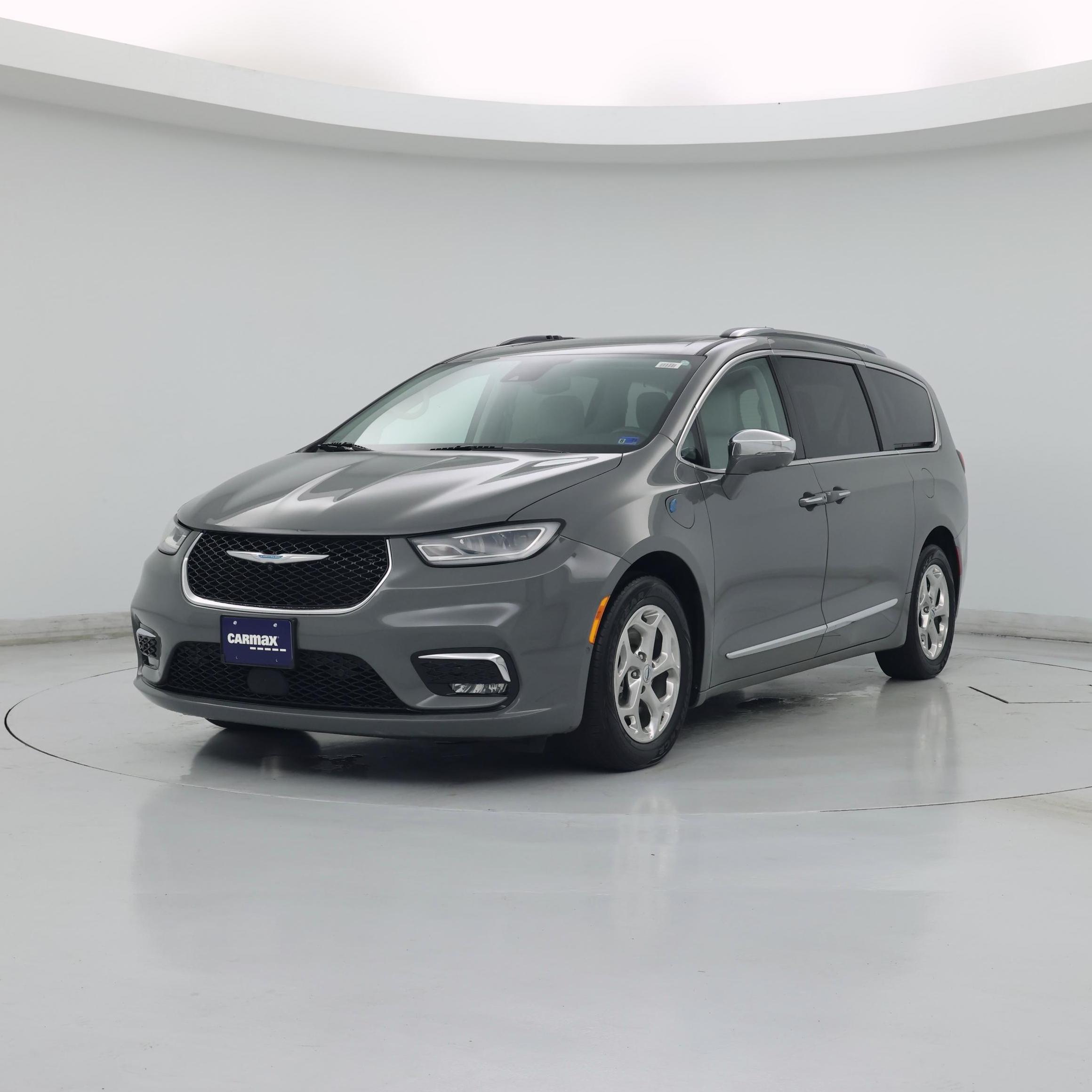 Thumbnail: 2021 Chrysler Pacifica - 4