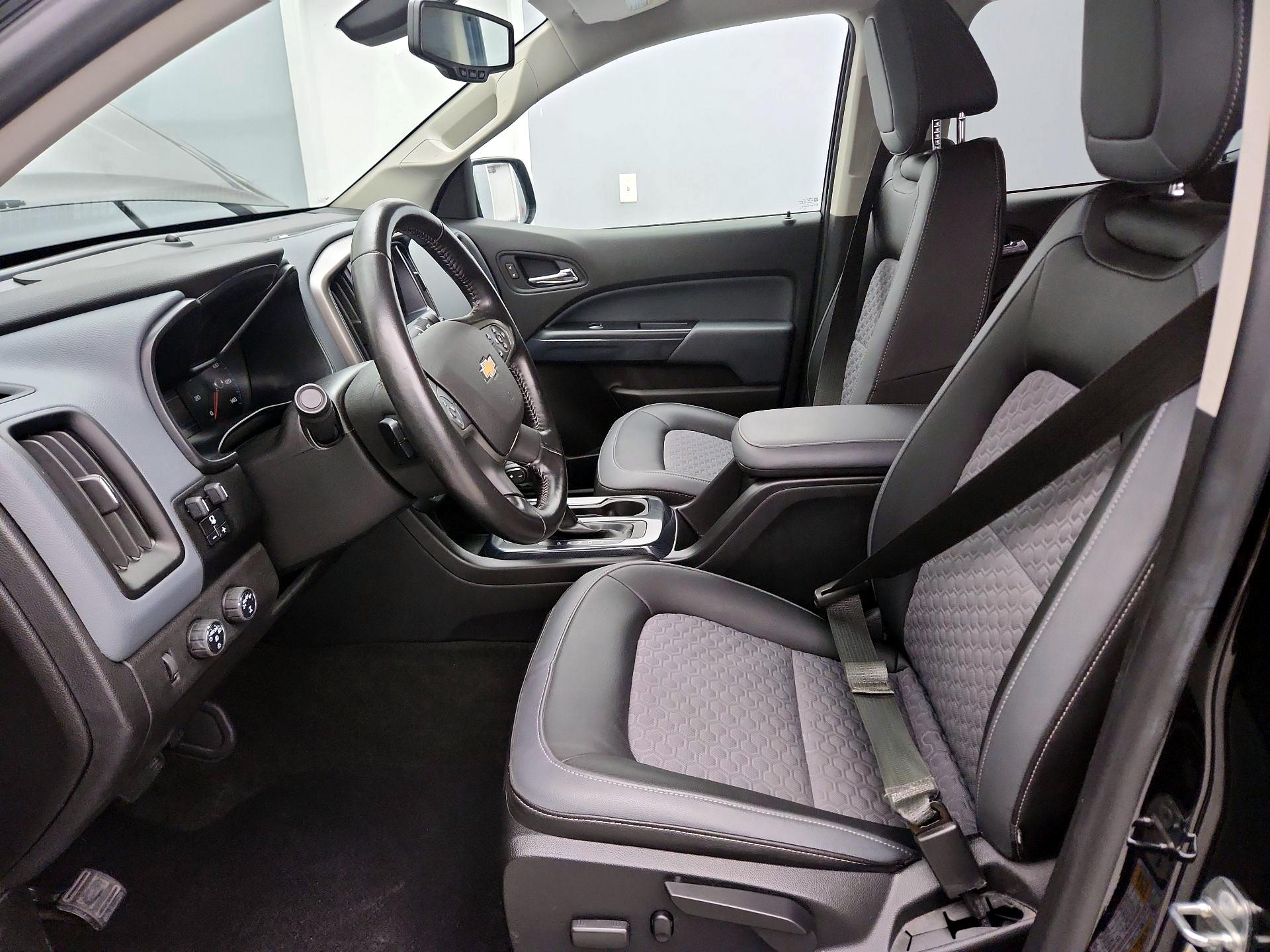 Thumbnail: 2018 Chevrolet Colorado - 11