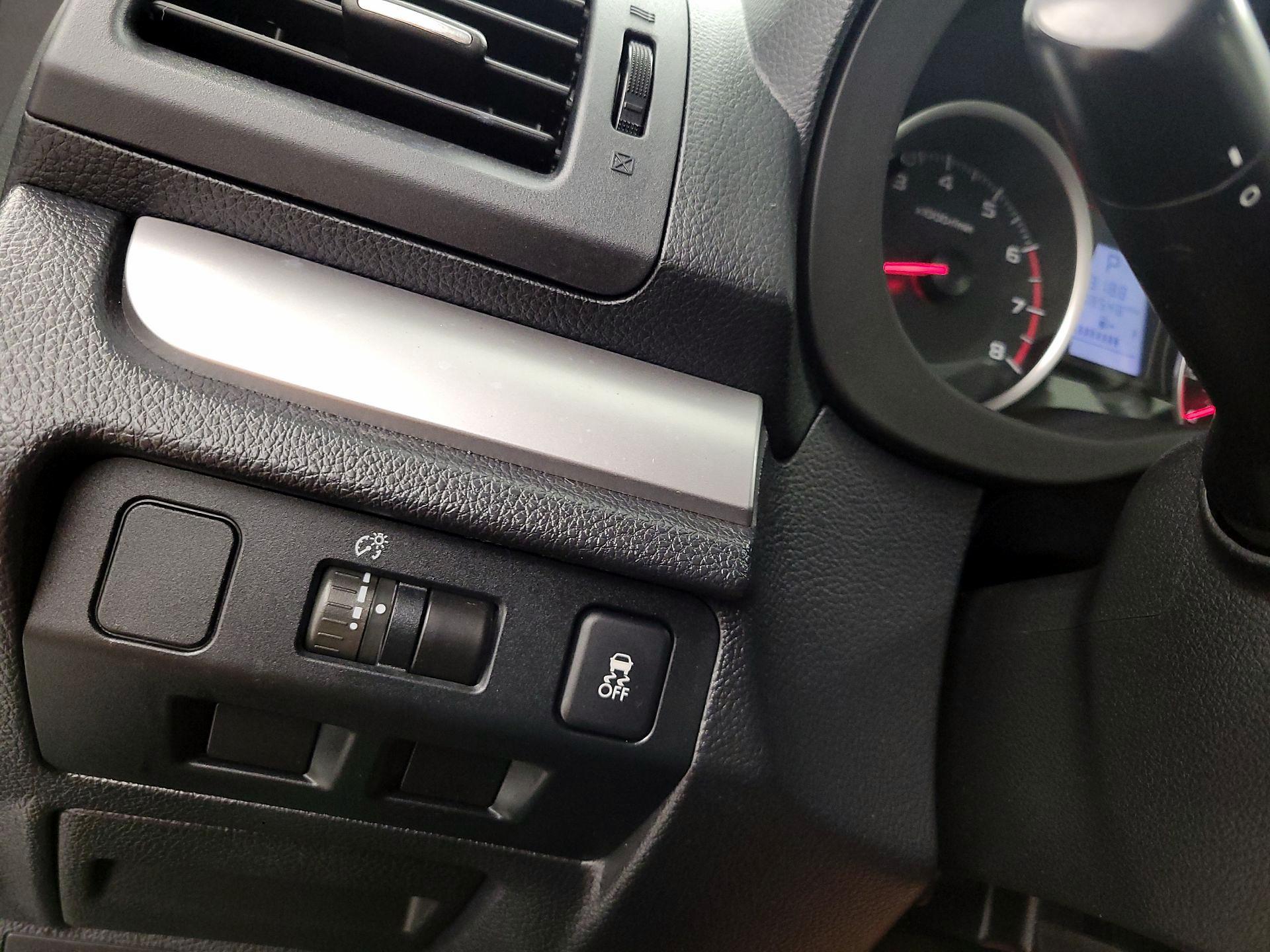 Thumbnail: 2015 Subaru Forester - 13